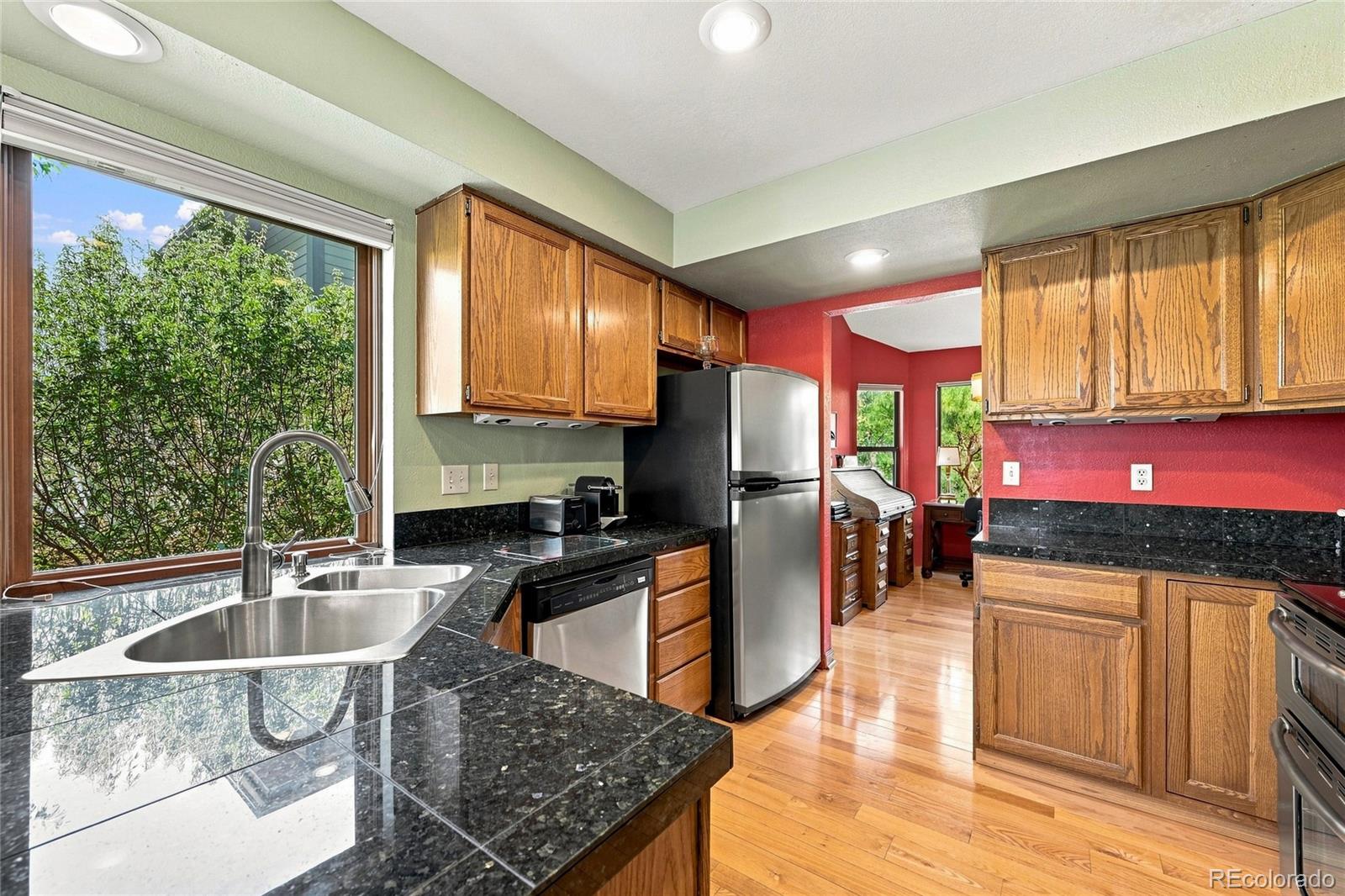 MLS Image #13 for 1428 w briarwood avenue,littleton, Colorado