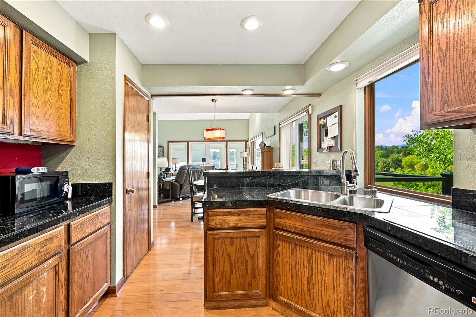 MLS Image #14 for 1428 w briarwood avenue,littleton, Colorado