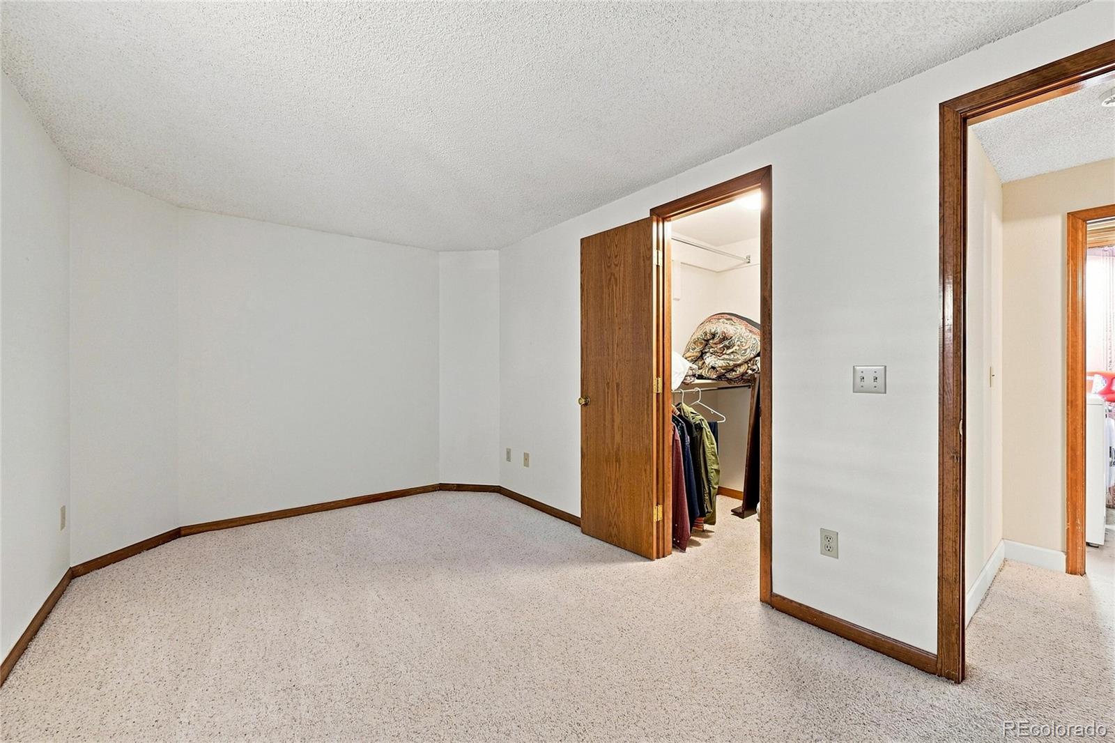 MLS Image #30 for 1428 w briarwood avenue,littleton, Colorado