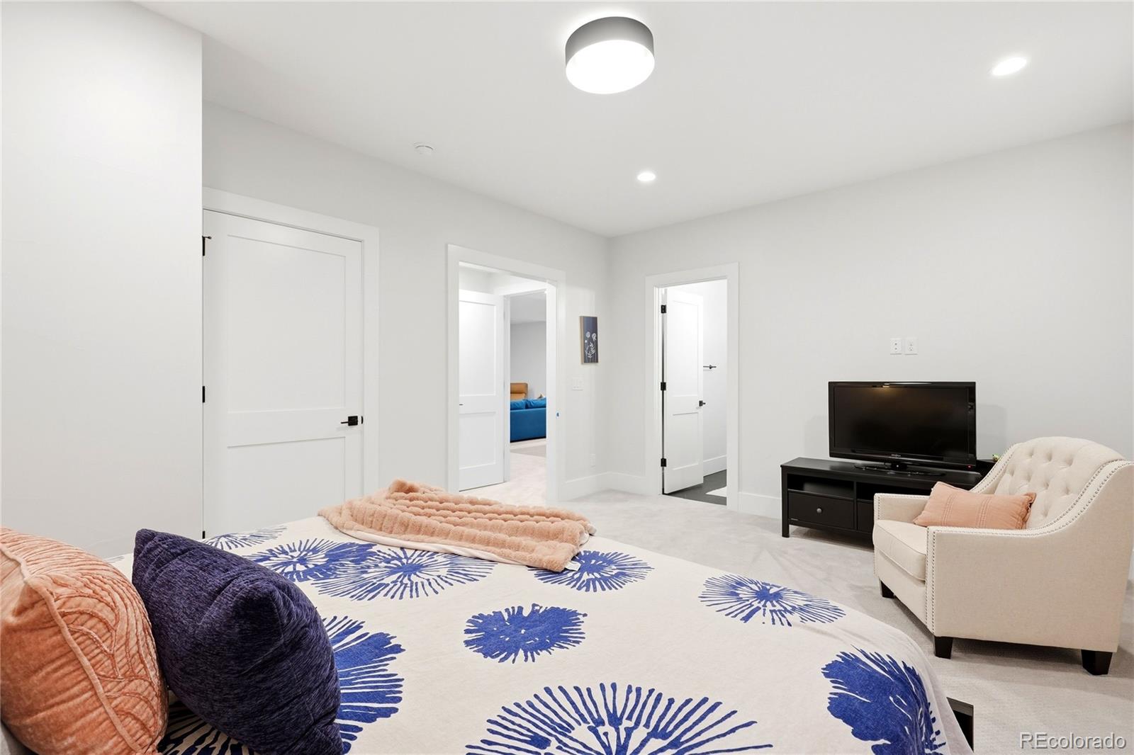 MLS Image #43 for 1080  kearney ,denver, Colorado