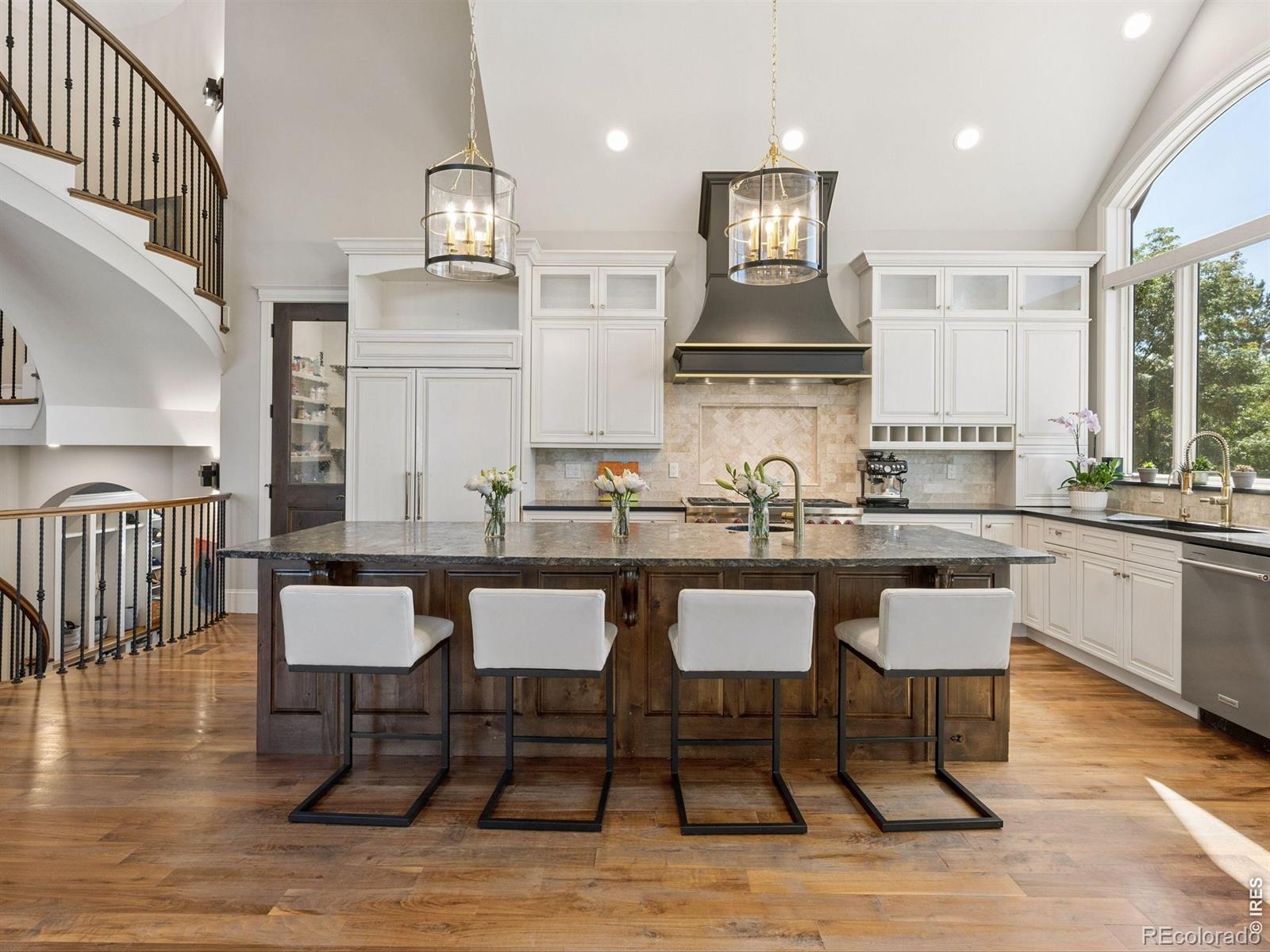 MLS Image #8 for 15478  mountain view circle,broomfield, Colorado