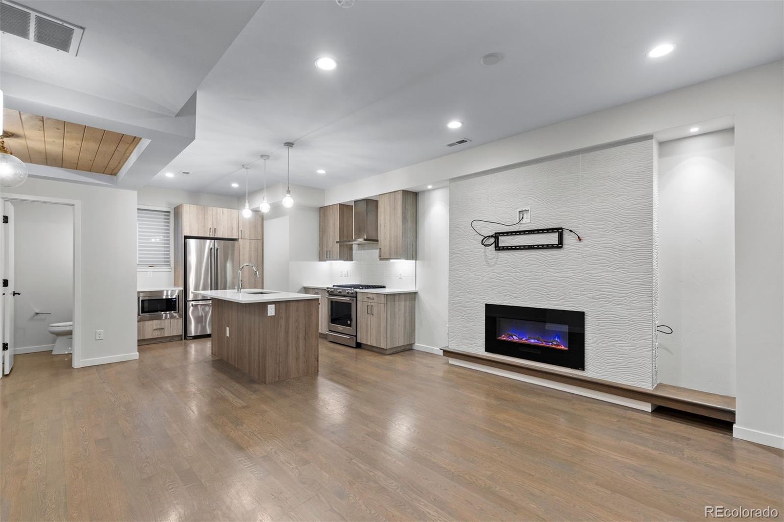 MLS Image #13 for 2625 w 25th avenue,denver, Colorado