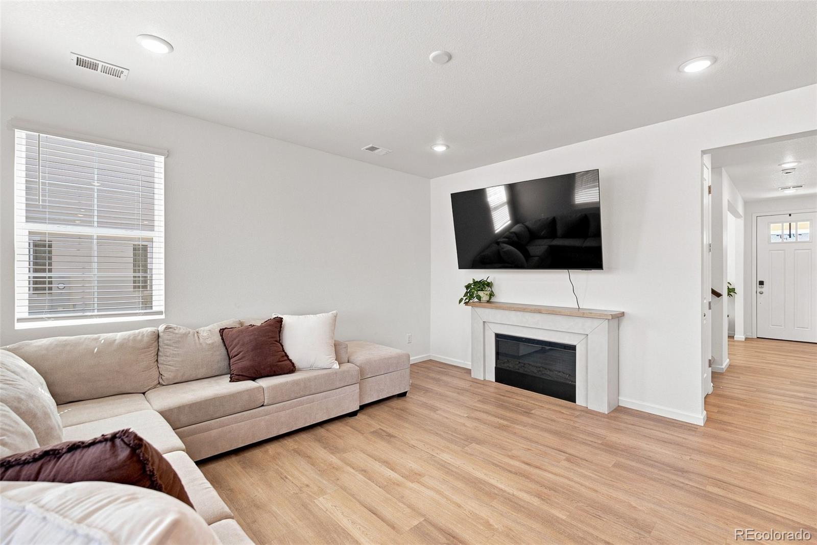 MLS Image #12 for 7077 e 126th place,thornton, Colorado