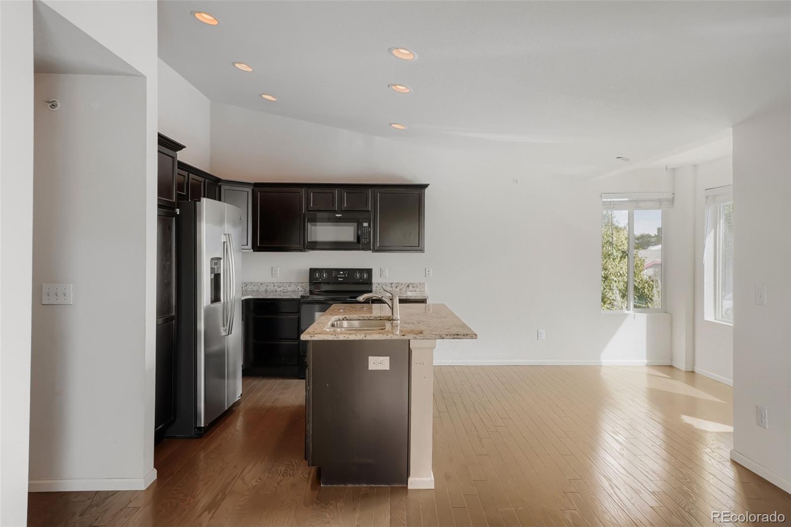MLS Image #12 for 15165 e 16th place,aurora, Colorado