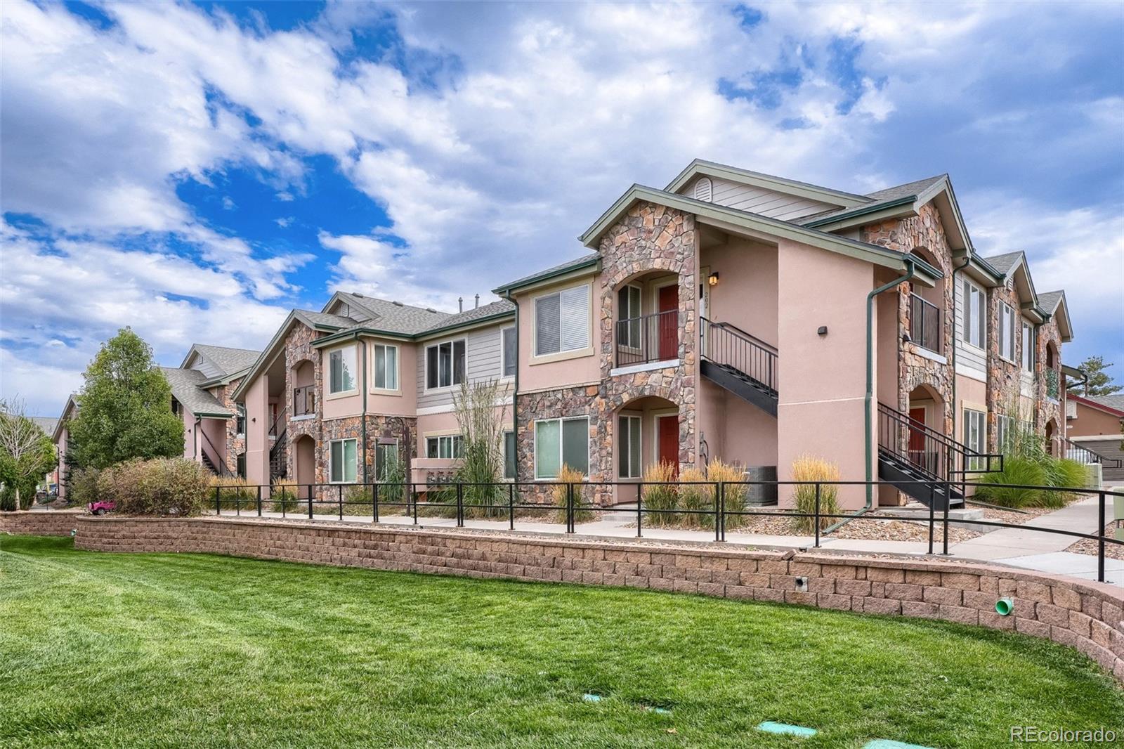 MLS Image #26 for 15165 e 16th place,aurora, Colorado
