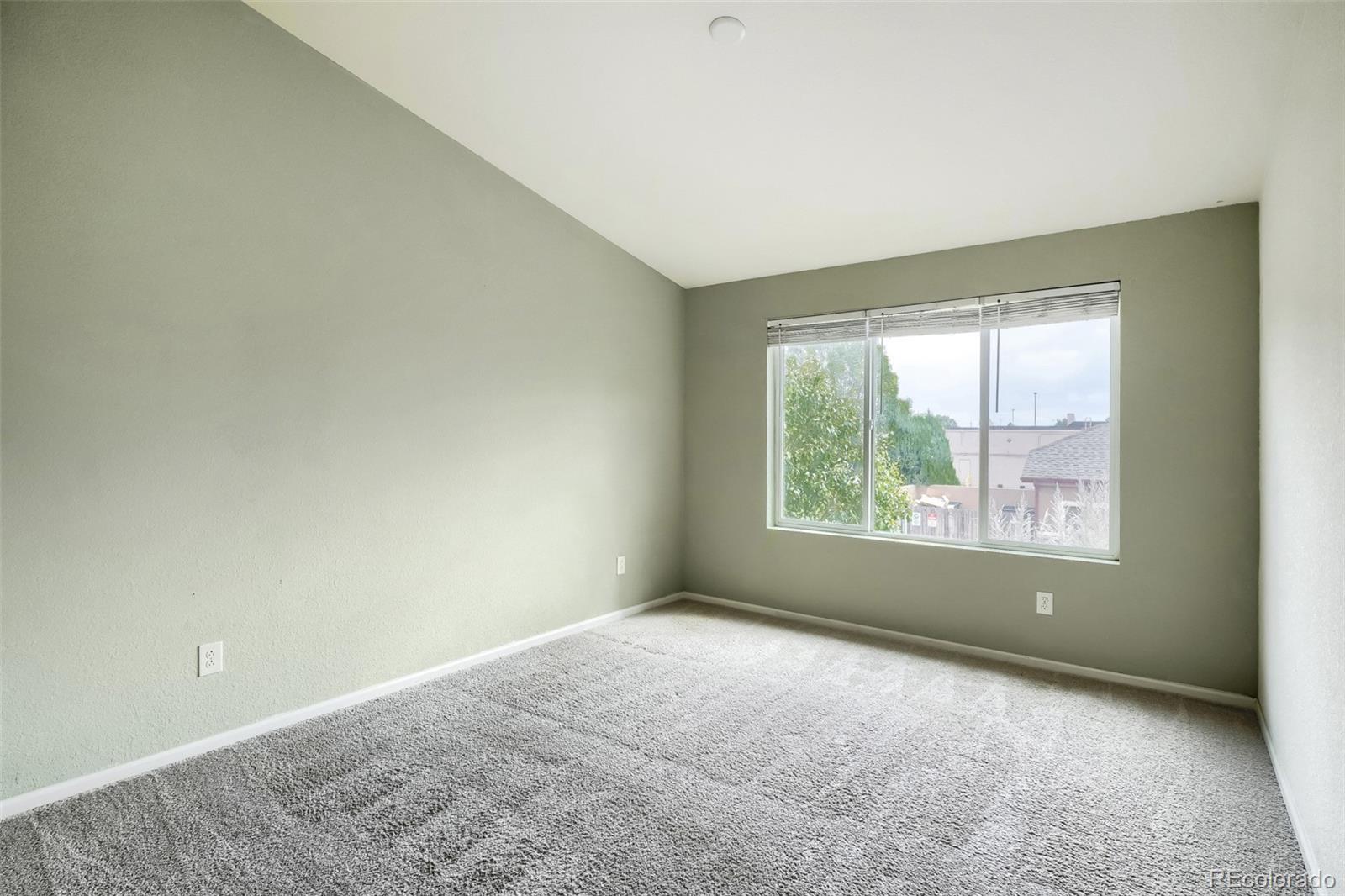 MLS Image #35 for 15165 e 16th place 203,aurora, Colorado