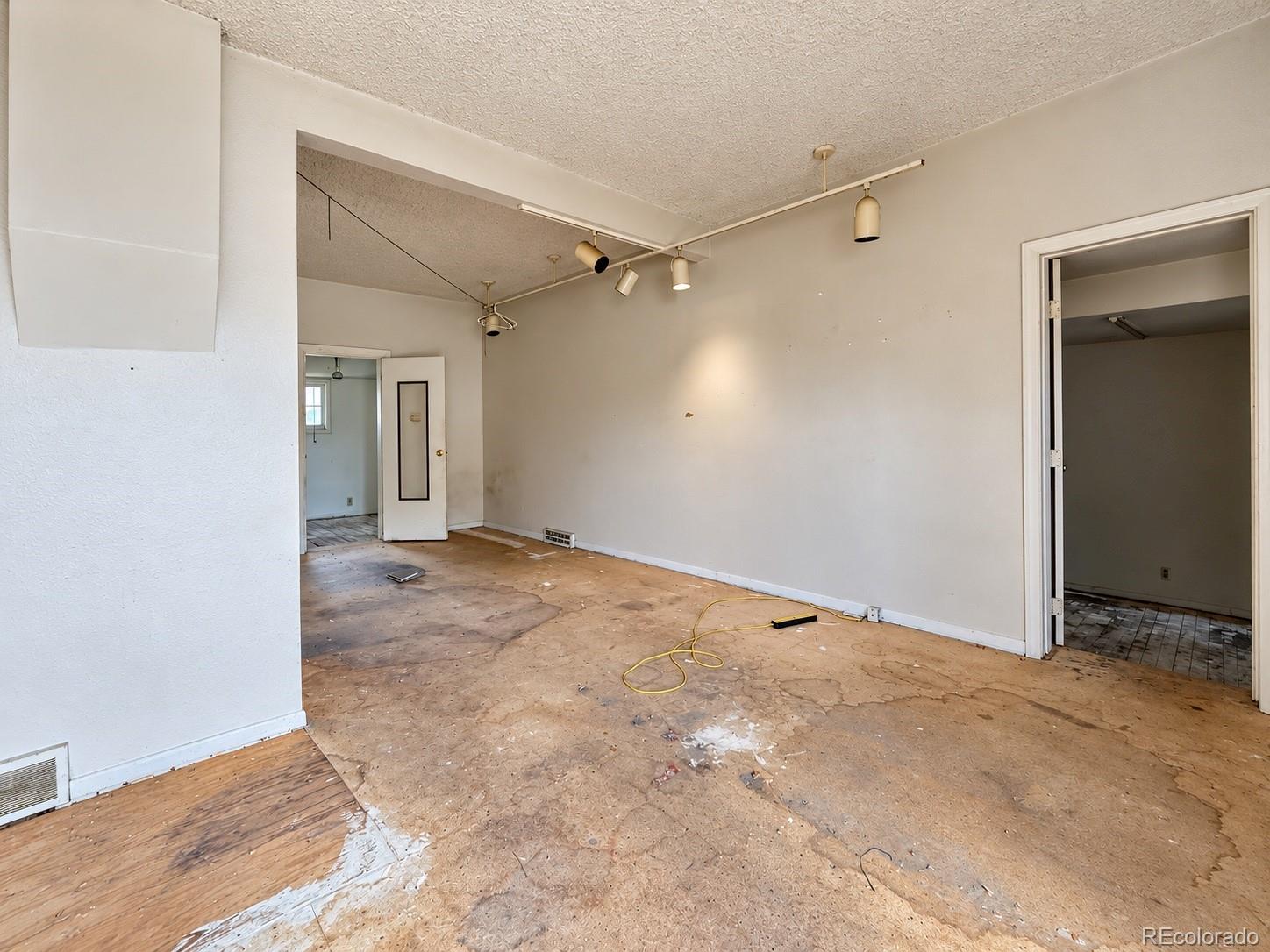 MLS Image #2 for 1309  chester street,aurora, Colorado