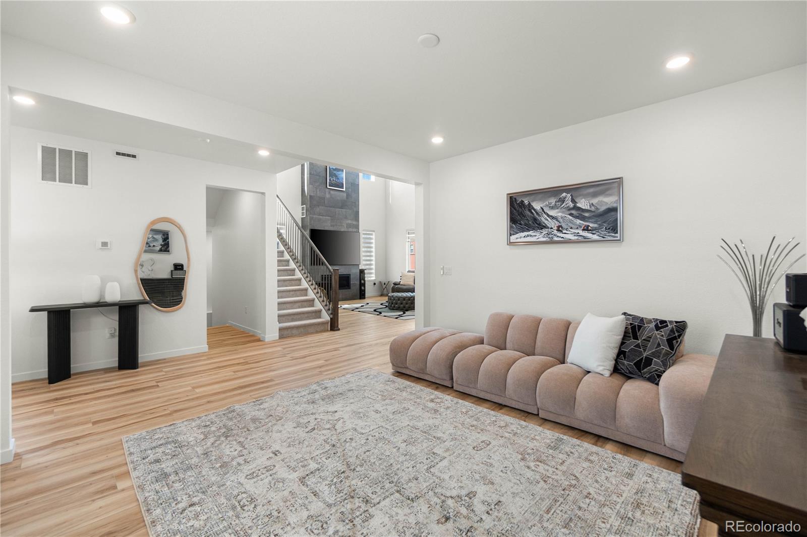 MLS Image #4 for 8461  ordway drive,littleton, Colorado