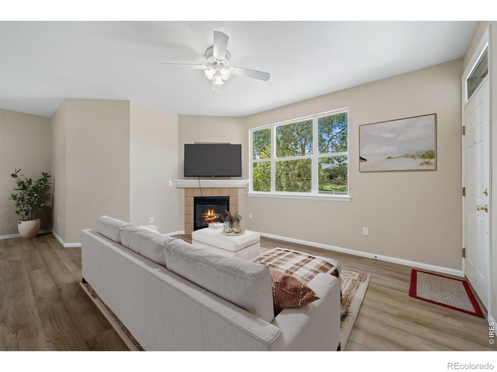 MLS Image #4 for 2027  grays peak drive,loveland, Colorado
