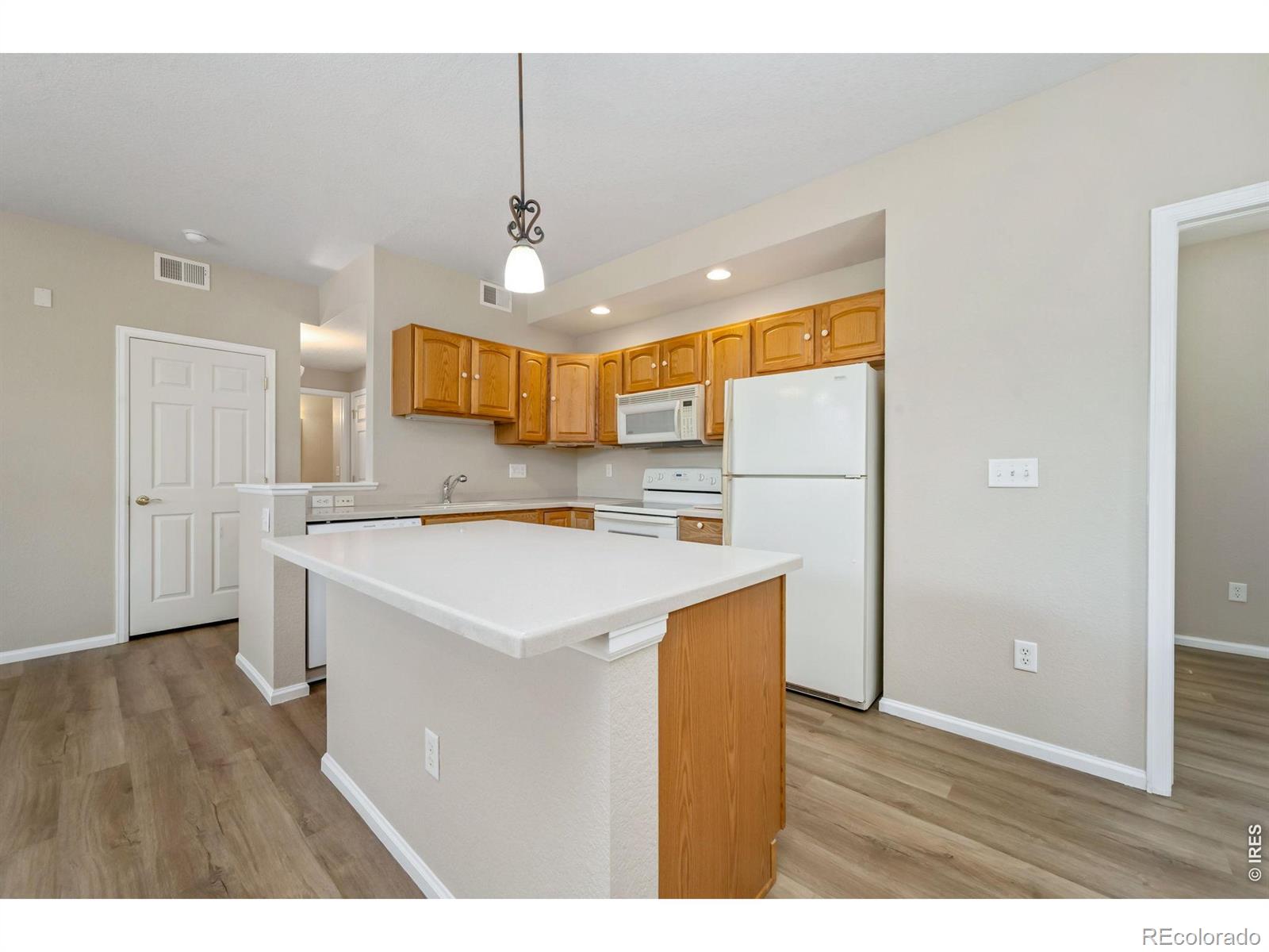 MLS Image #5 for 2027  grays peak drive,loveland, Colorado