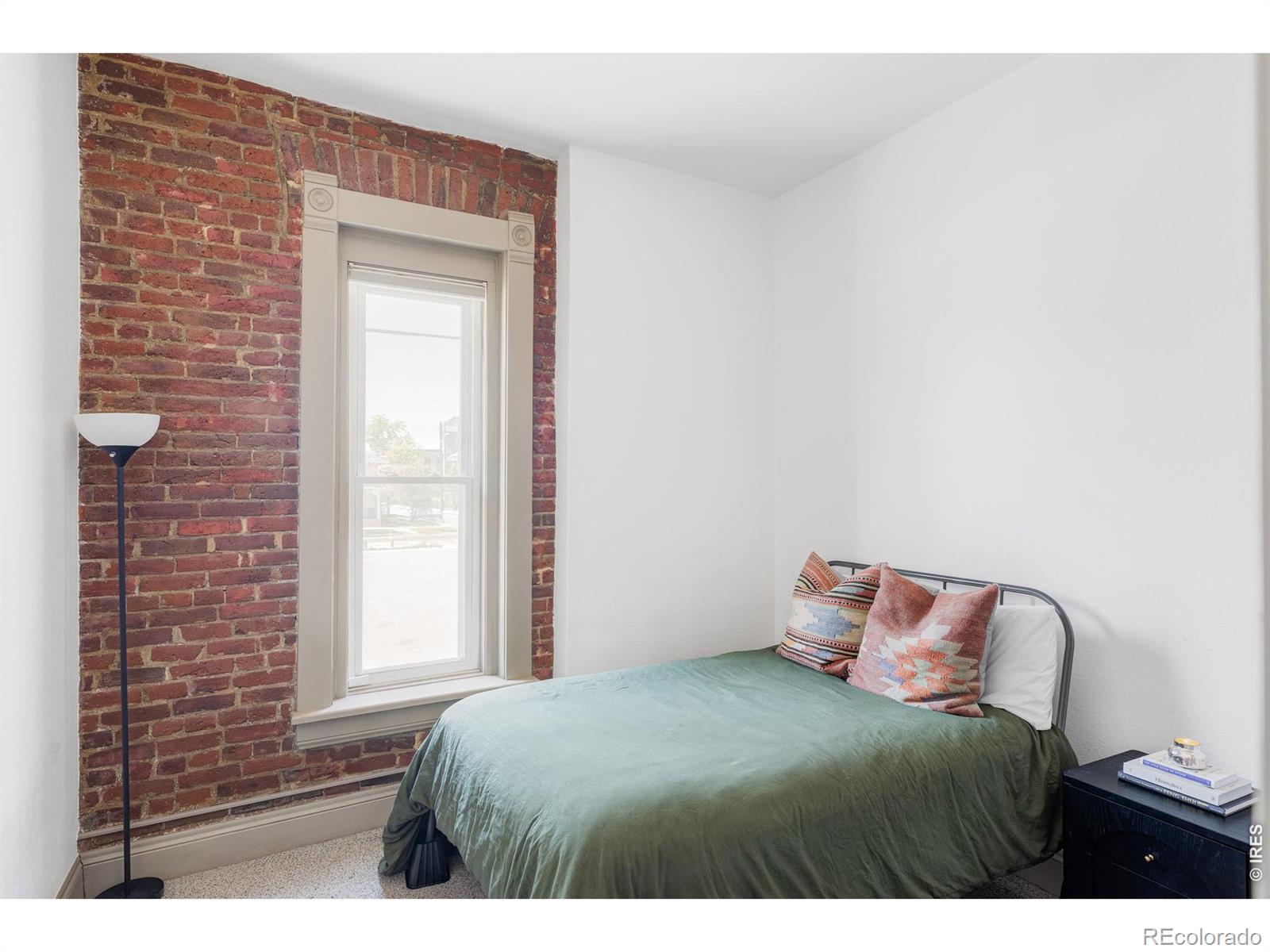 MLS Image #15 for 814  24th street,denver, Colorado