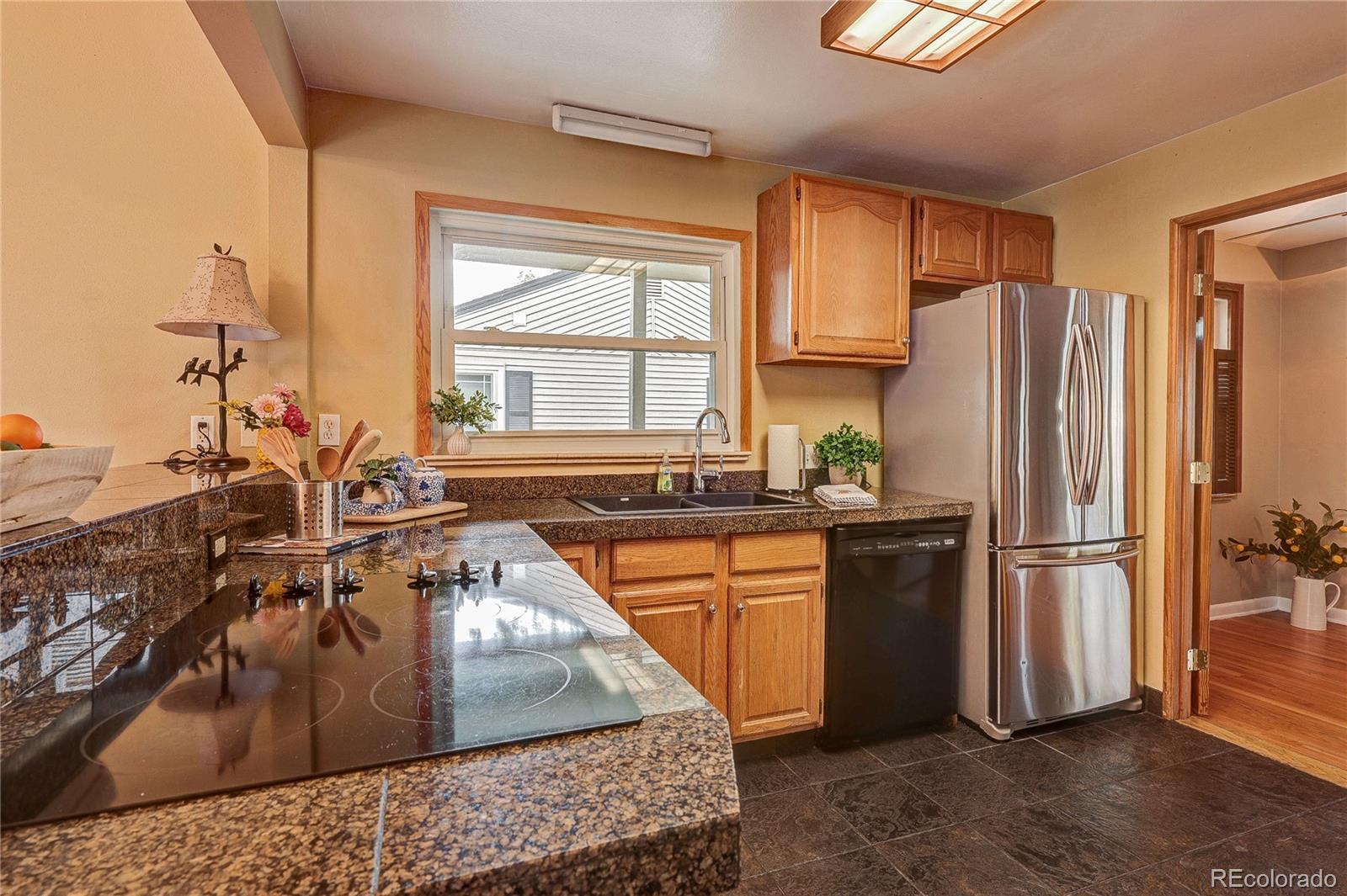 MLS Image #11 for 1860 s fairfax street,denver, Colorado