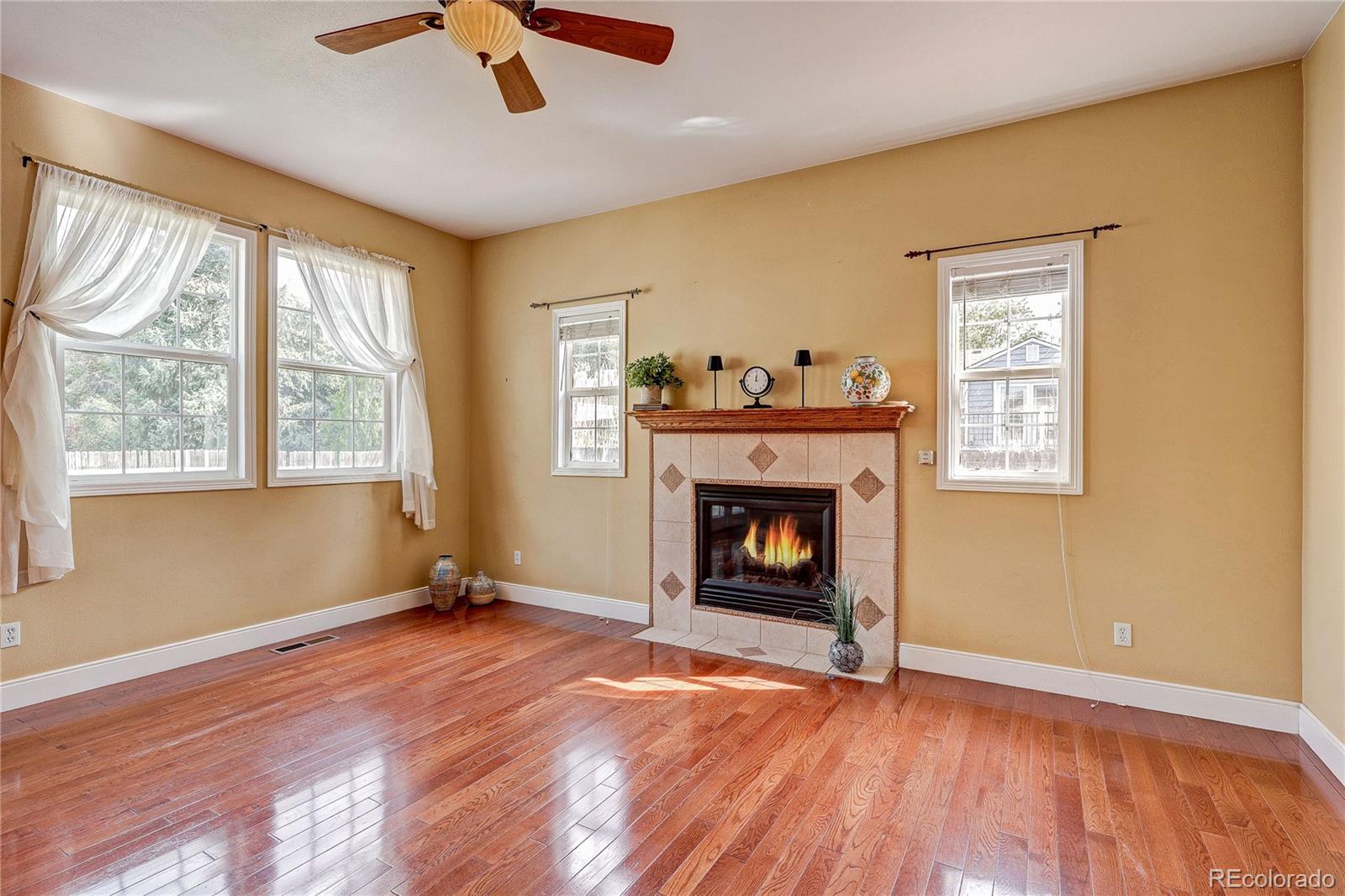 MLS Image #18 for 1860 s fairfax street,denver, Colorado