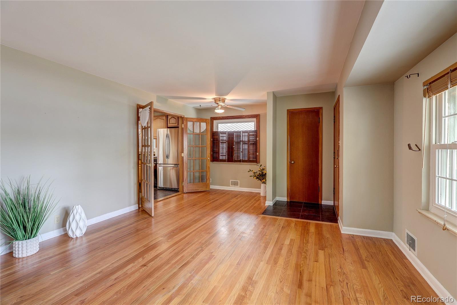 MLS Image #7 for 1860 s fairfax street,denver, Colorado