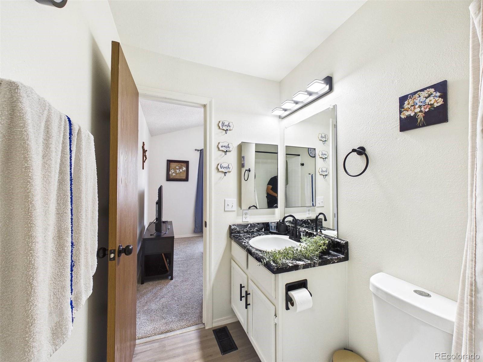 MLS Image #17 for 56 s nome street,aurora, Colorado
