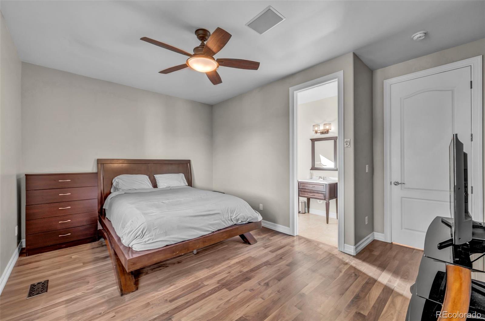 MLS Image #29 for 2527 tremon  tremont ,denver, Colorado