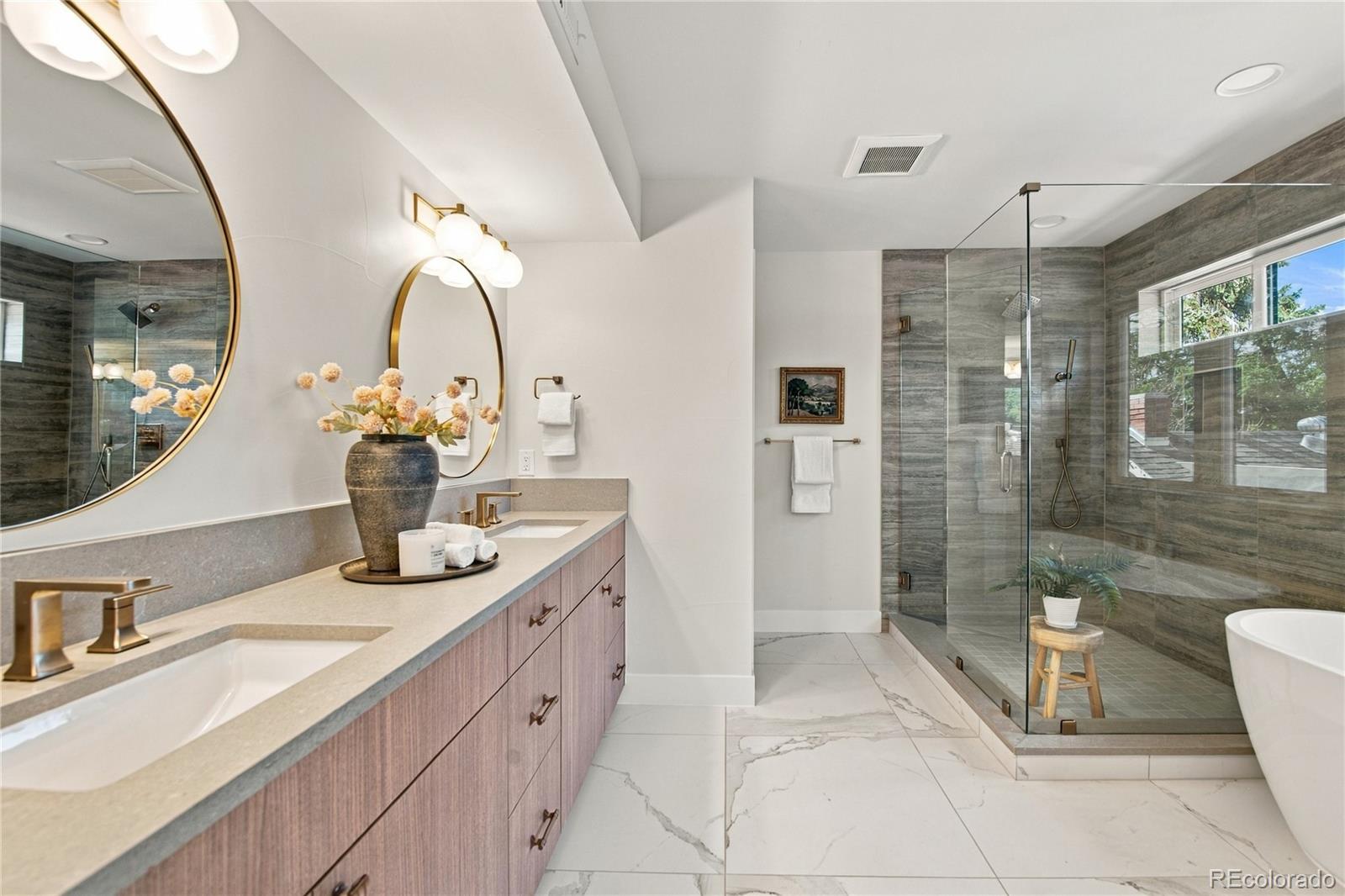 MLS Image #19 for 831 s washington street,denver, Colorado