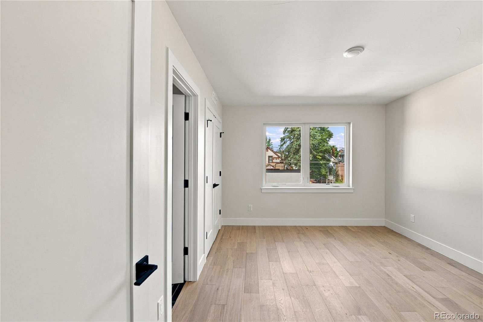 MLS Image #23 for 831 s washington street,denver, Colorado