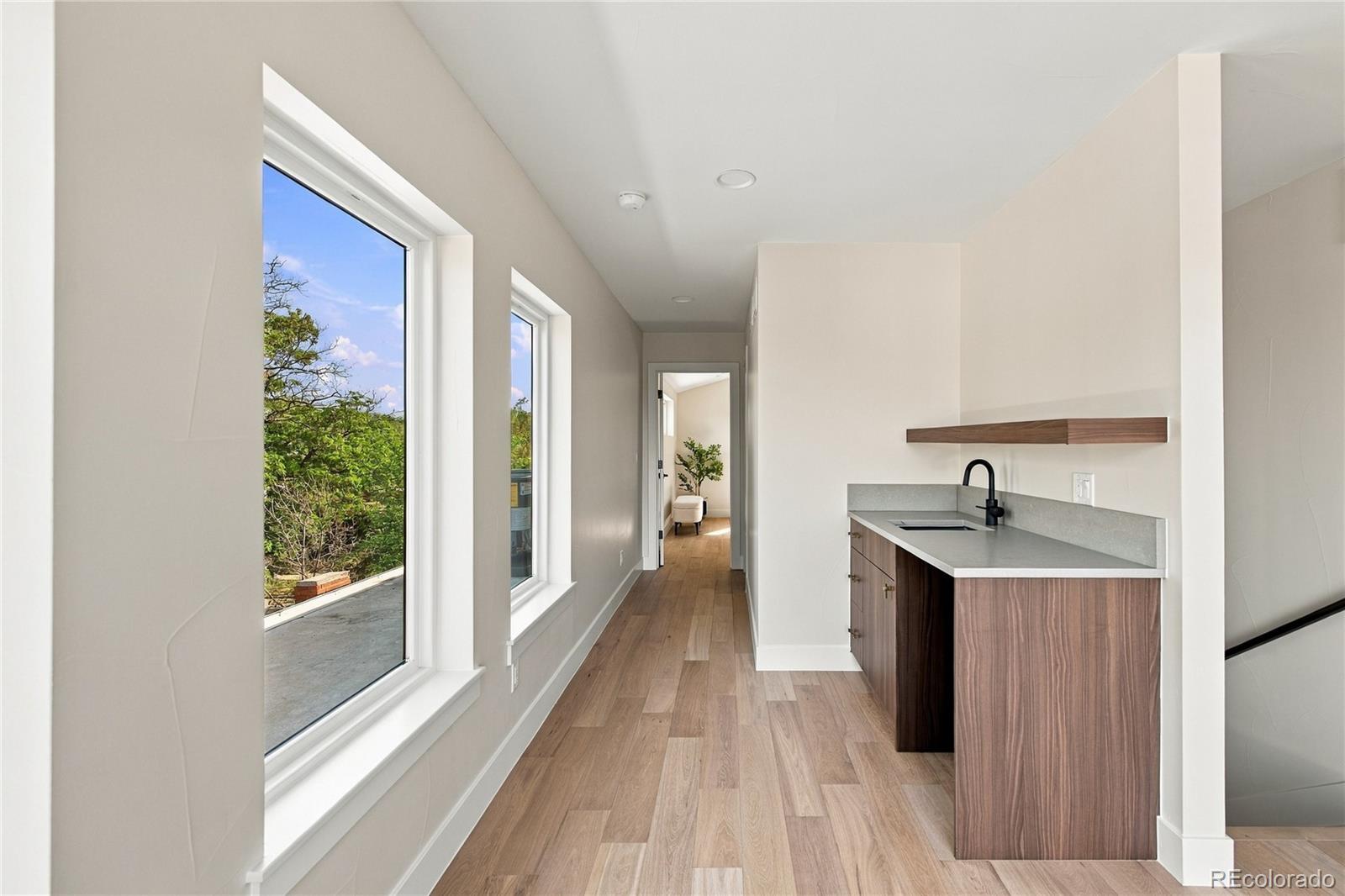 MLS Image #29 for 831 s washington street,denver, Colorado