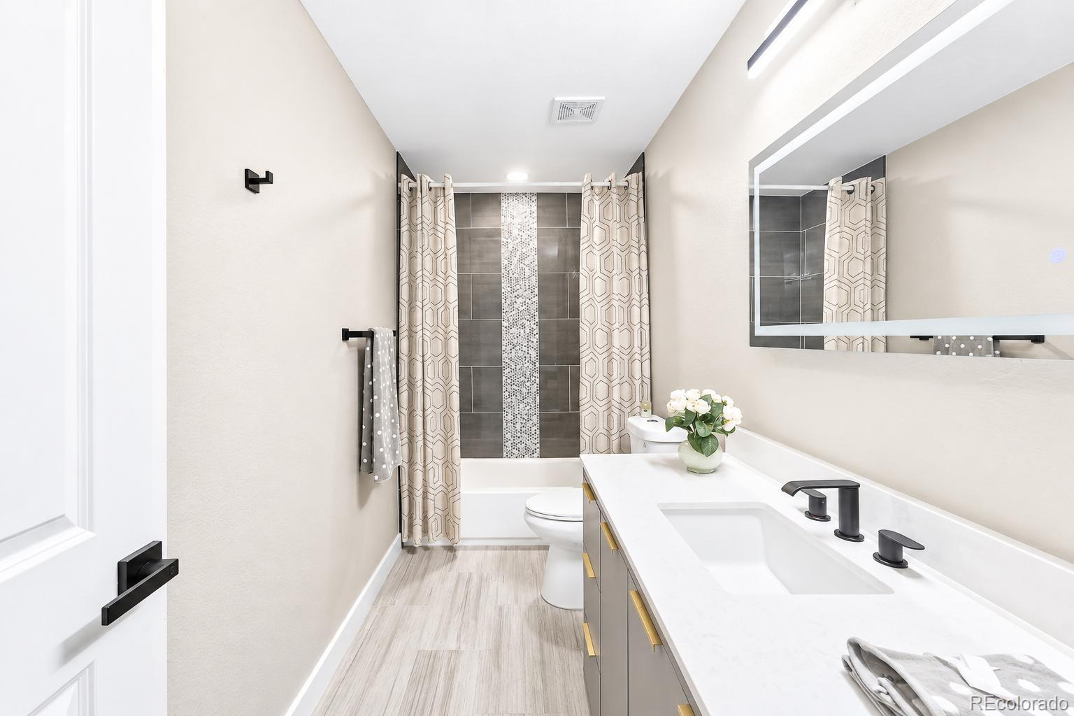 MLS Image #16 for 2516 w hillside avenue,denver, Colorado