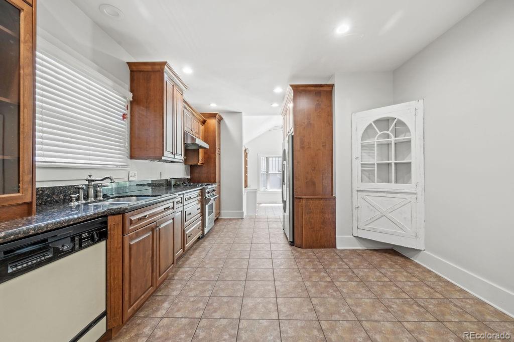 MLS Image #11 for 1066 s josephine street,denver, Colorado