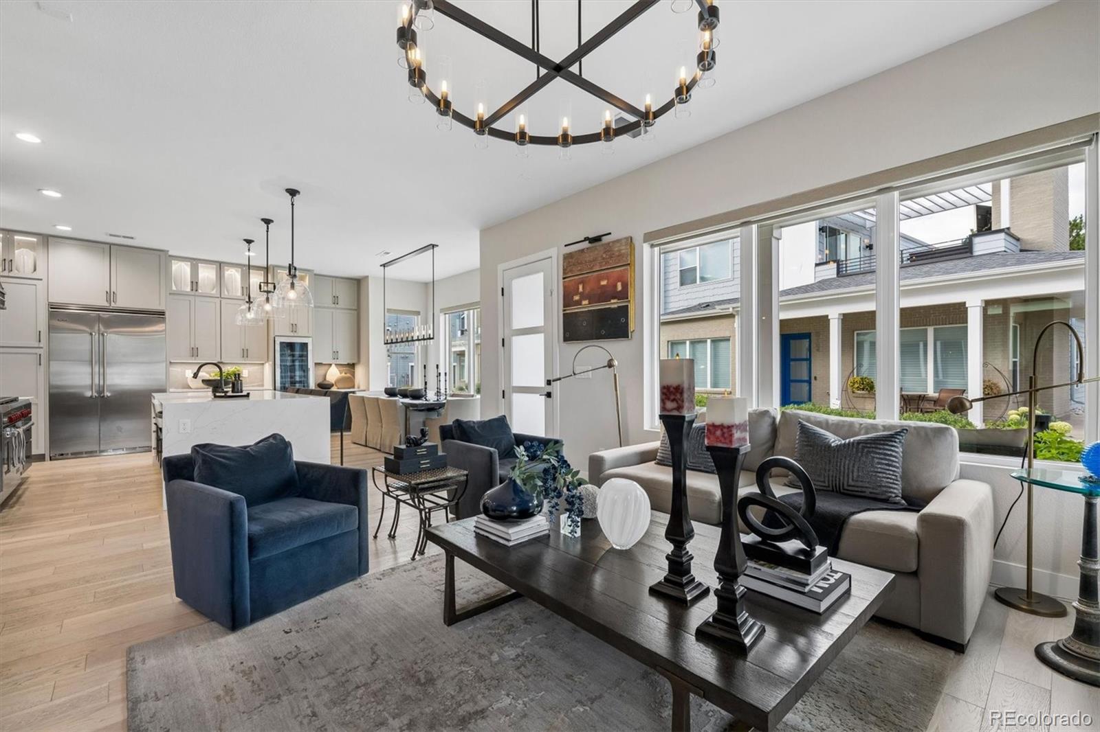 MLS Image #5 for 888 s valentia street,denver, Colorado