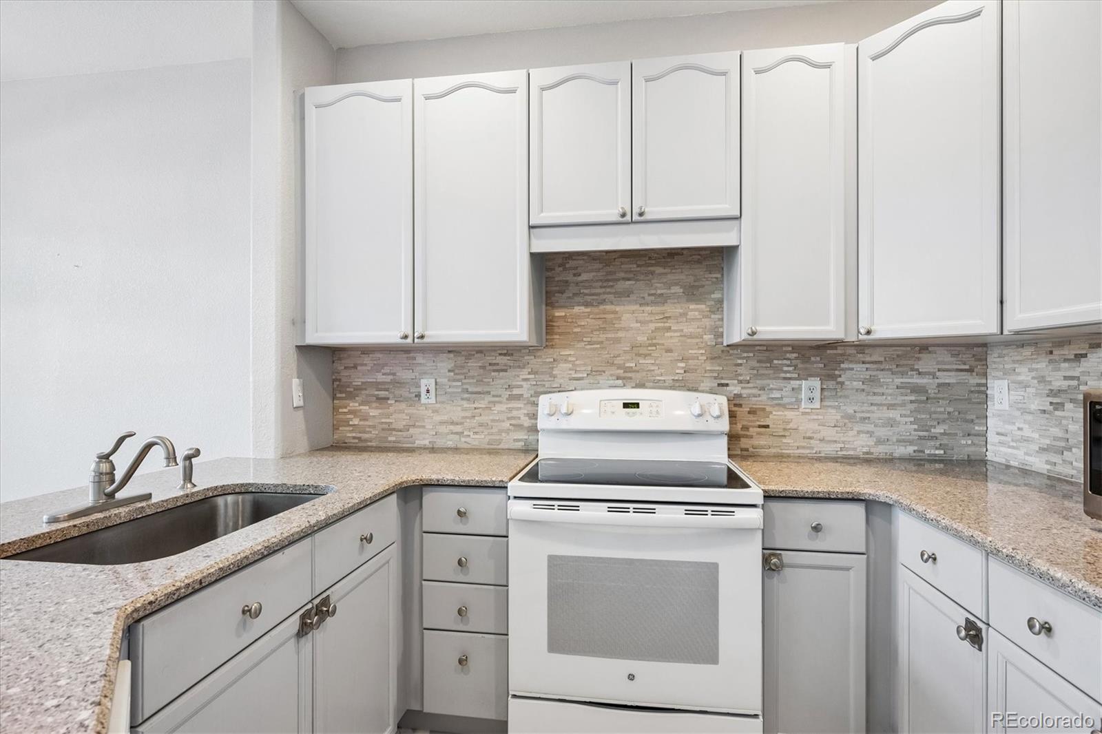 MLS Image #14 for 11273 w rice place ,littleton, Colorado