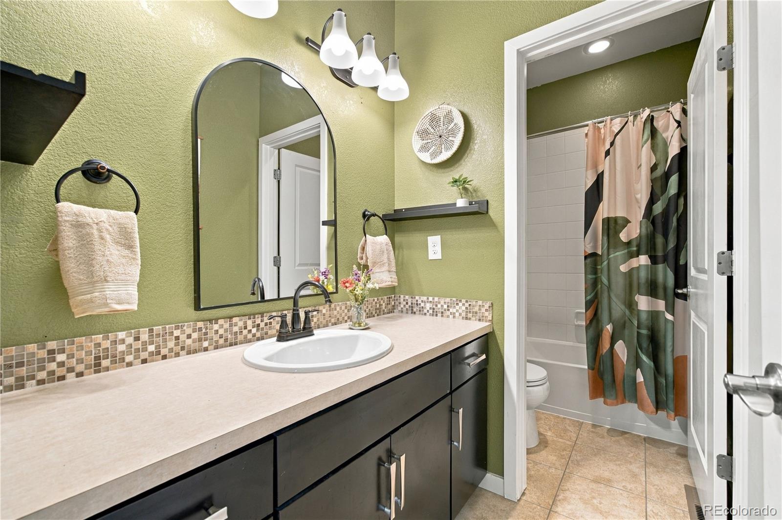 MLS Image #17 for 15518 w 95th avenue,arvada, Colorado