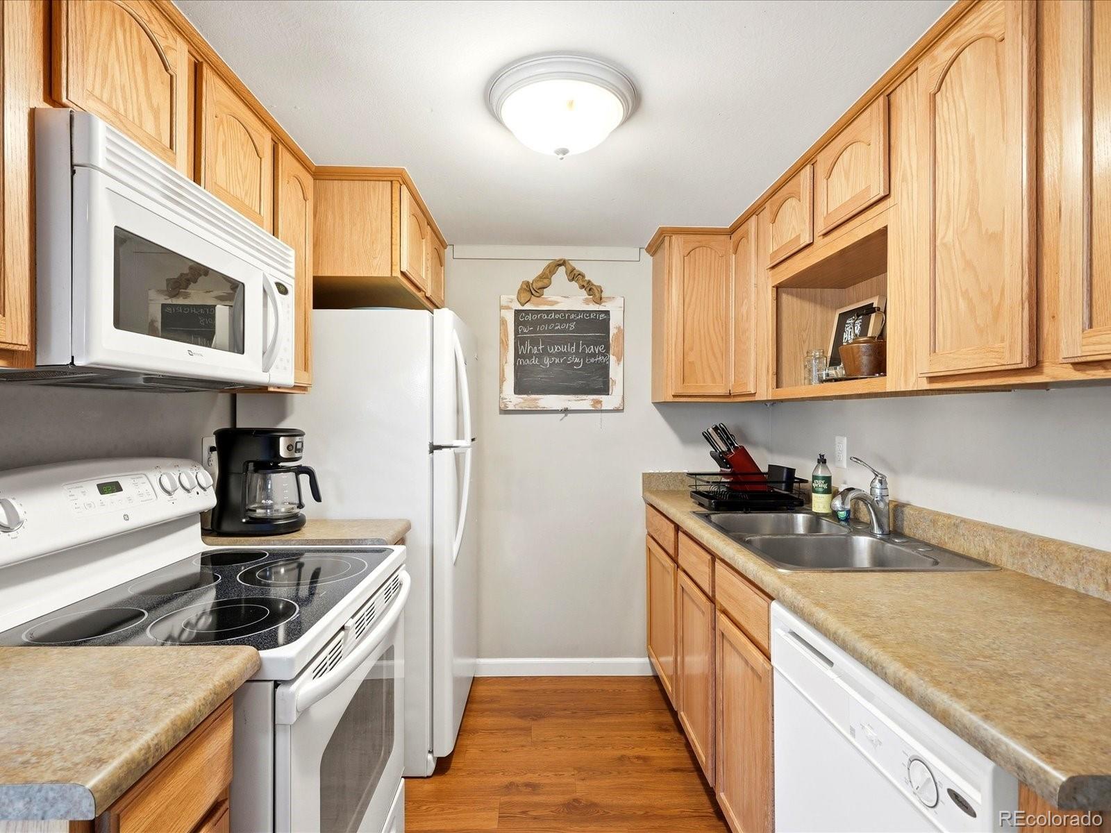MLS Image #5 for 776 w cleveland circle,lafayette, Colorado