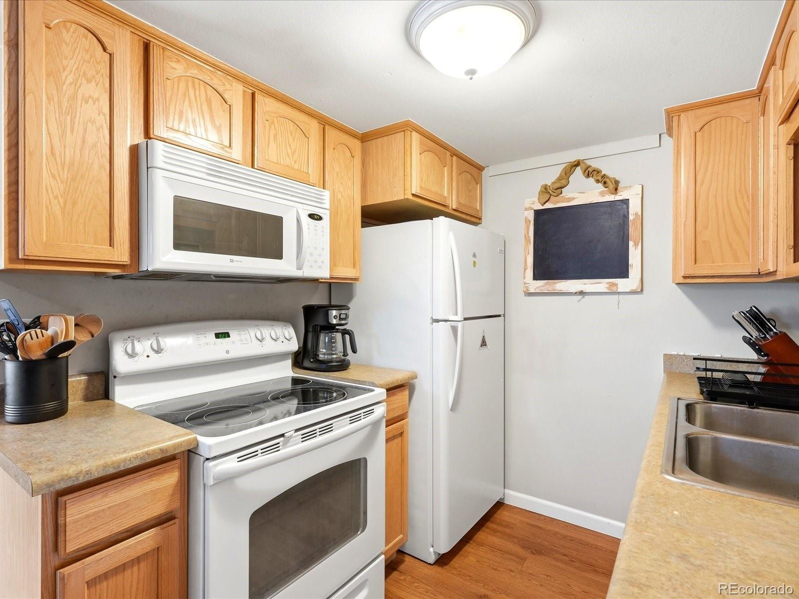 MLS Image #8 for 776 w cleveland circle,lafayette, Colorado