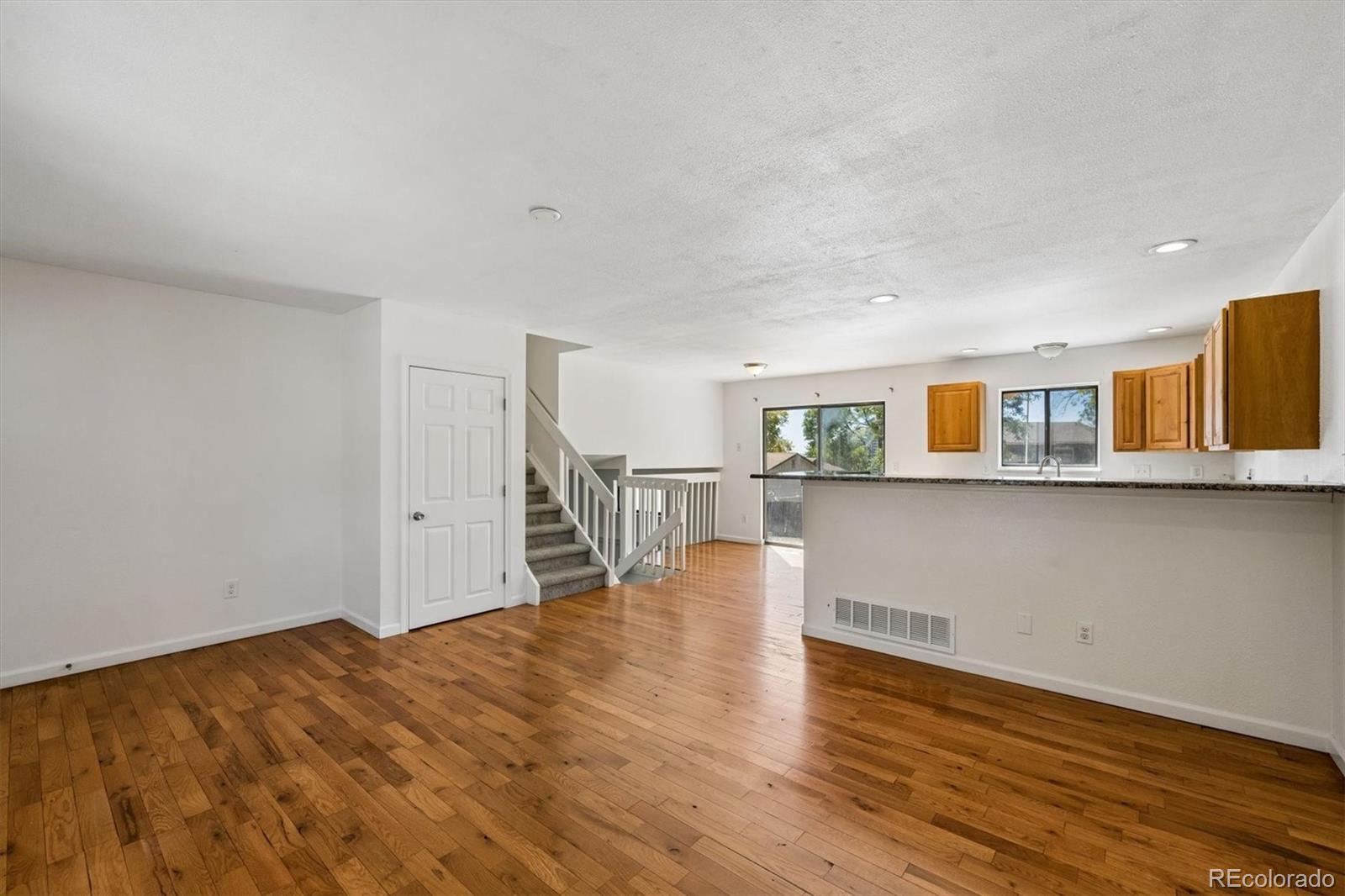 MLS Image #2 for 1858 e 98th avenue,thornton, Colorado