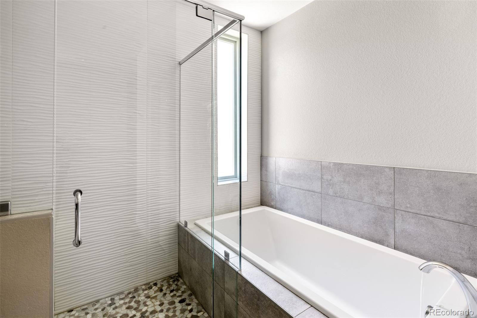 MLS Image #14 for 558  madison street,denver, Colorado