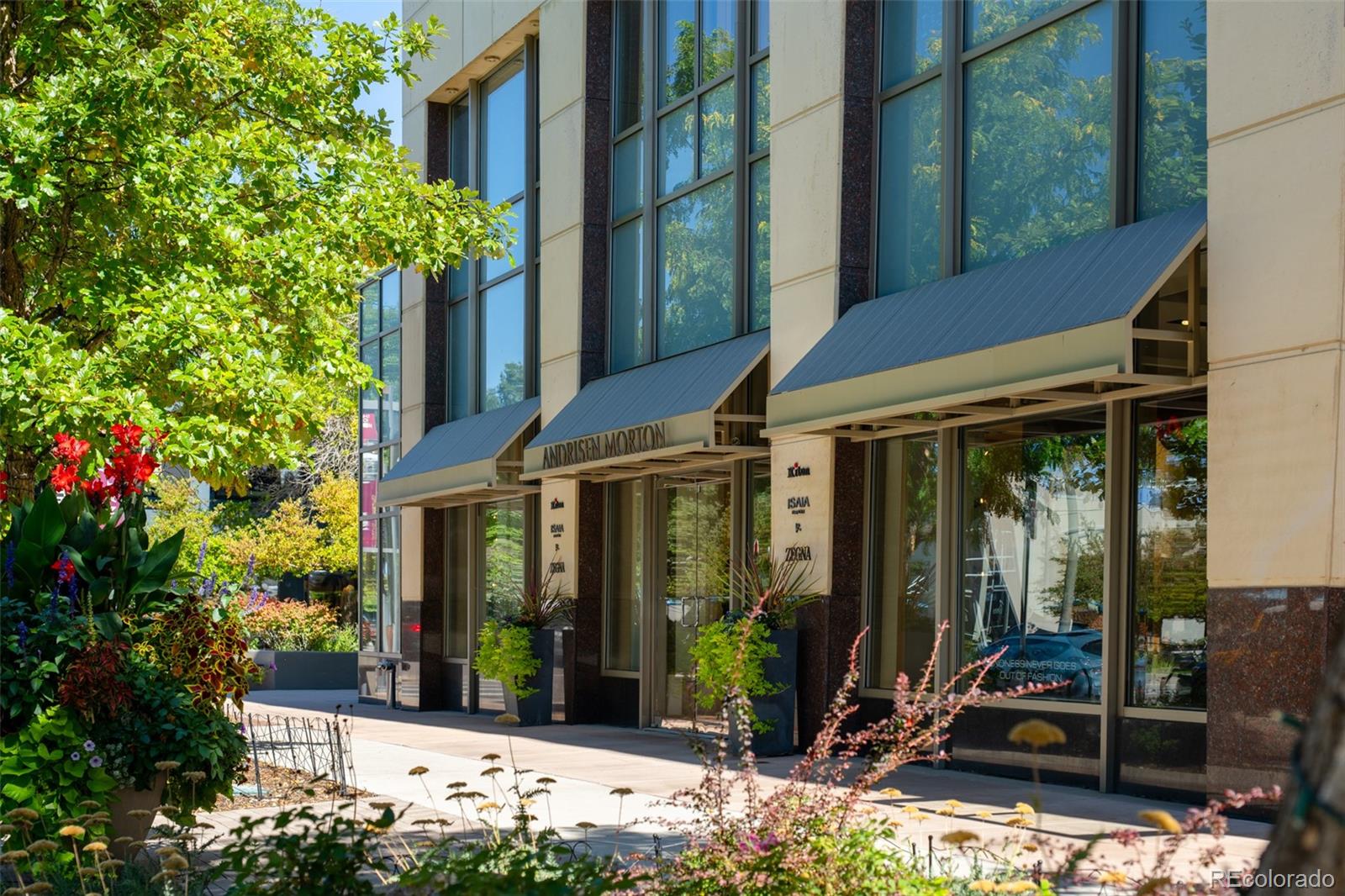 MLS Image #30 for 558  madison street,denver, Colorado