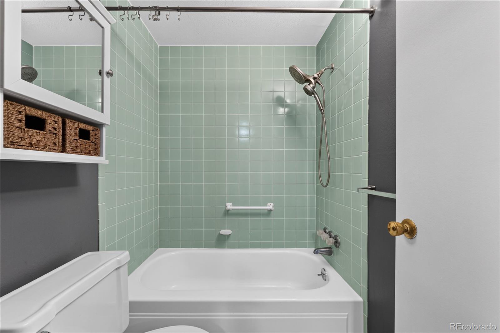 MLS Image #12 for 937 n clarkson street,denver, Colorado