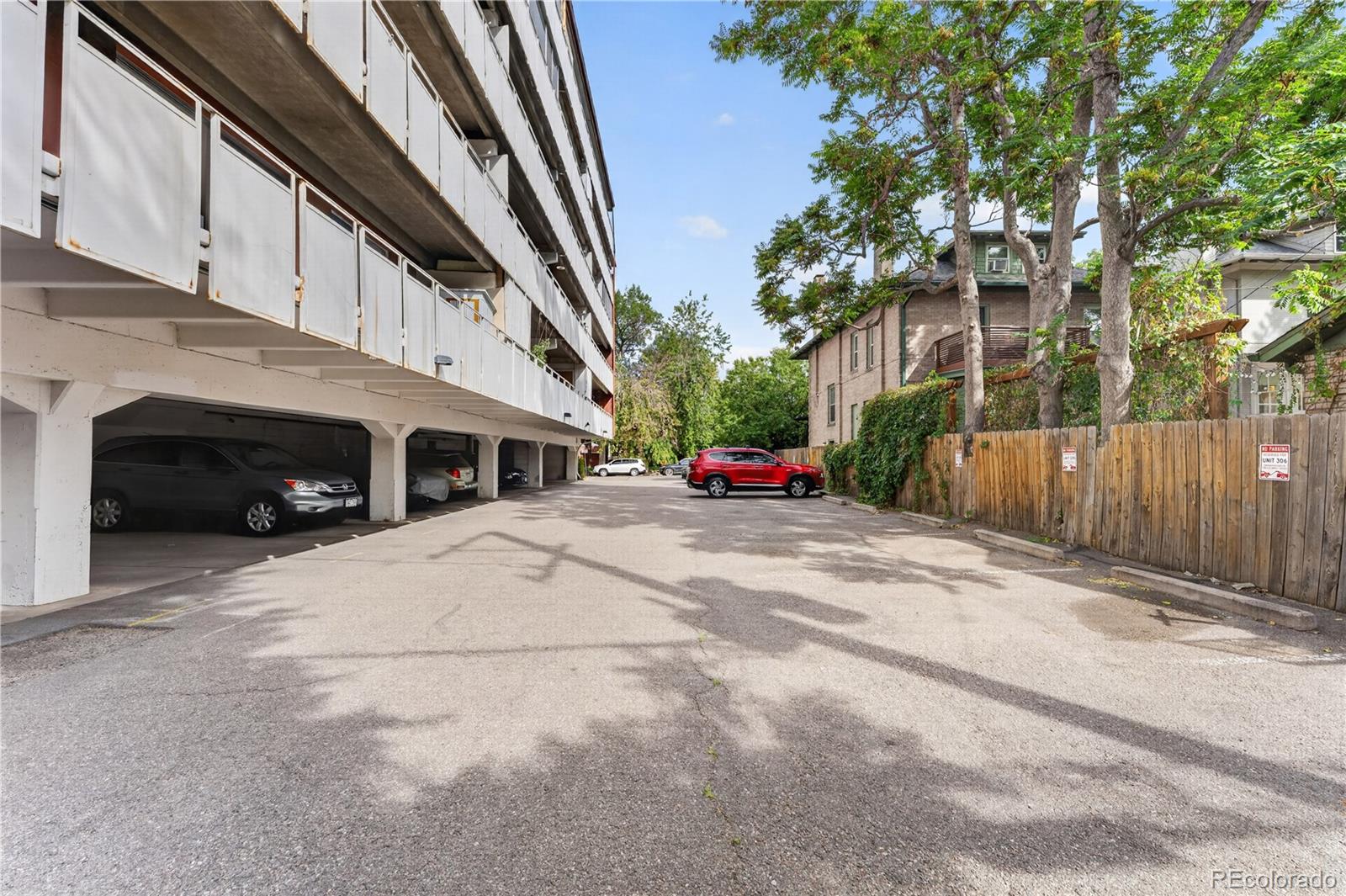 MLS Image #23 for 937 n clarkson street,denver, Colorado