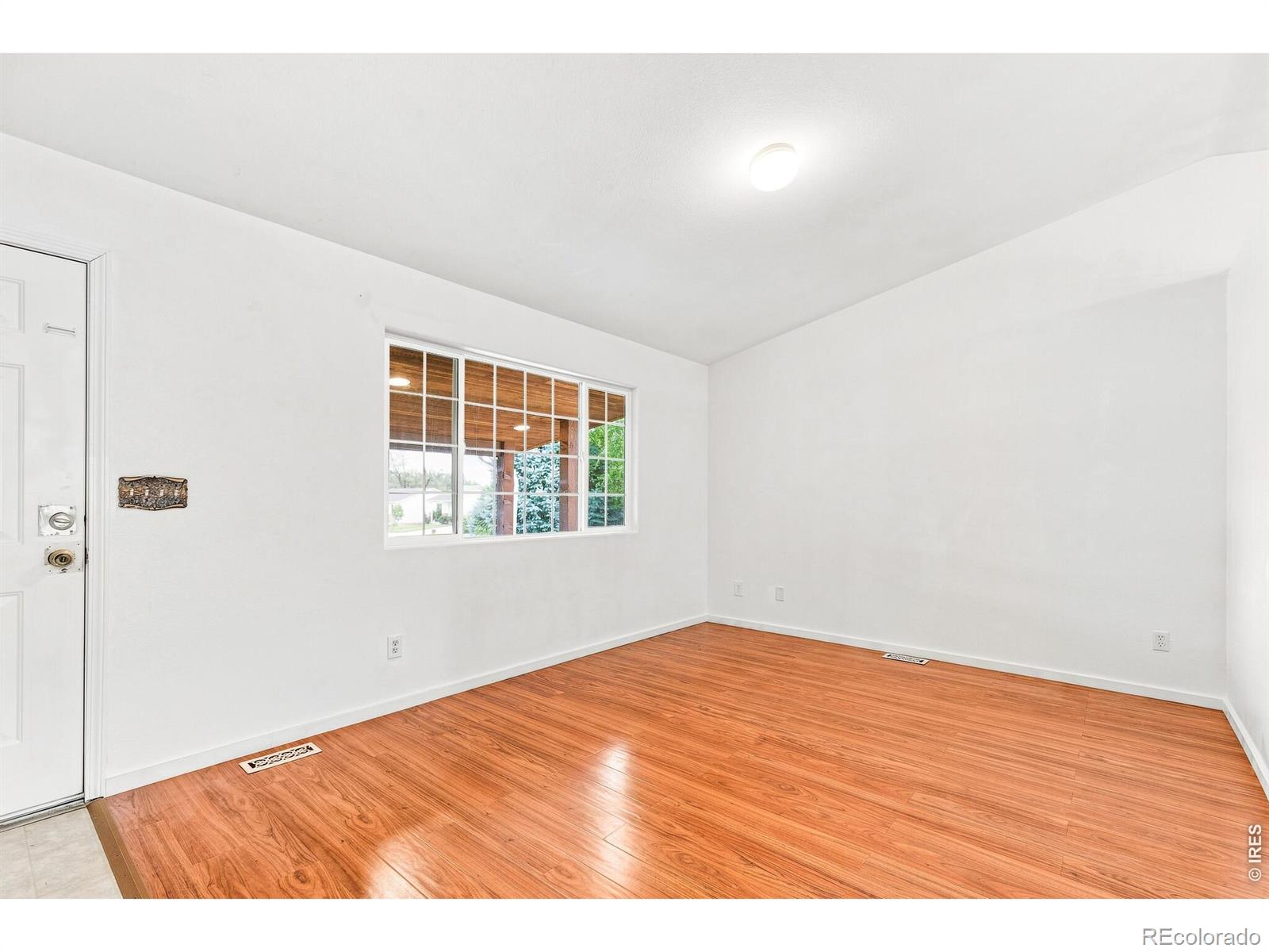 MLS Image #5 for 3905  dove lane,evans, Colorado
