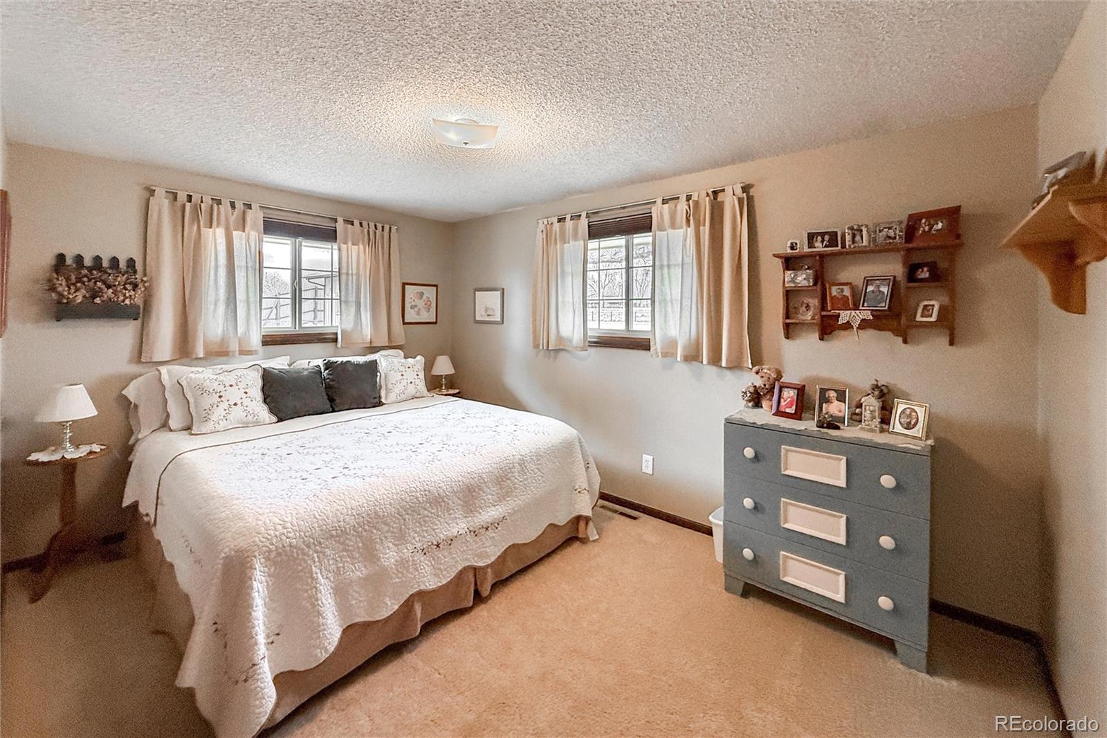 MLS Image #32 for 2806  lake park way,longmont, Colorado