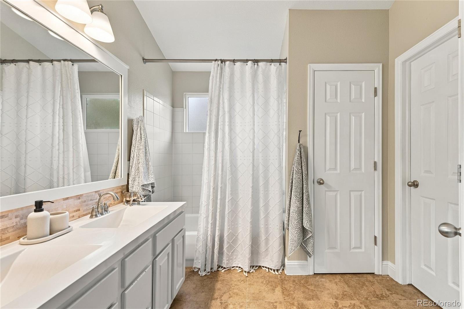 MLS Image #16 for 1555  daily drive,erie, Colorado