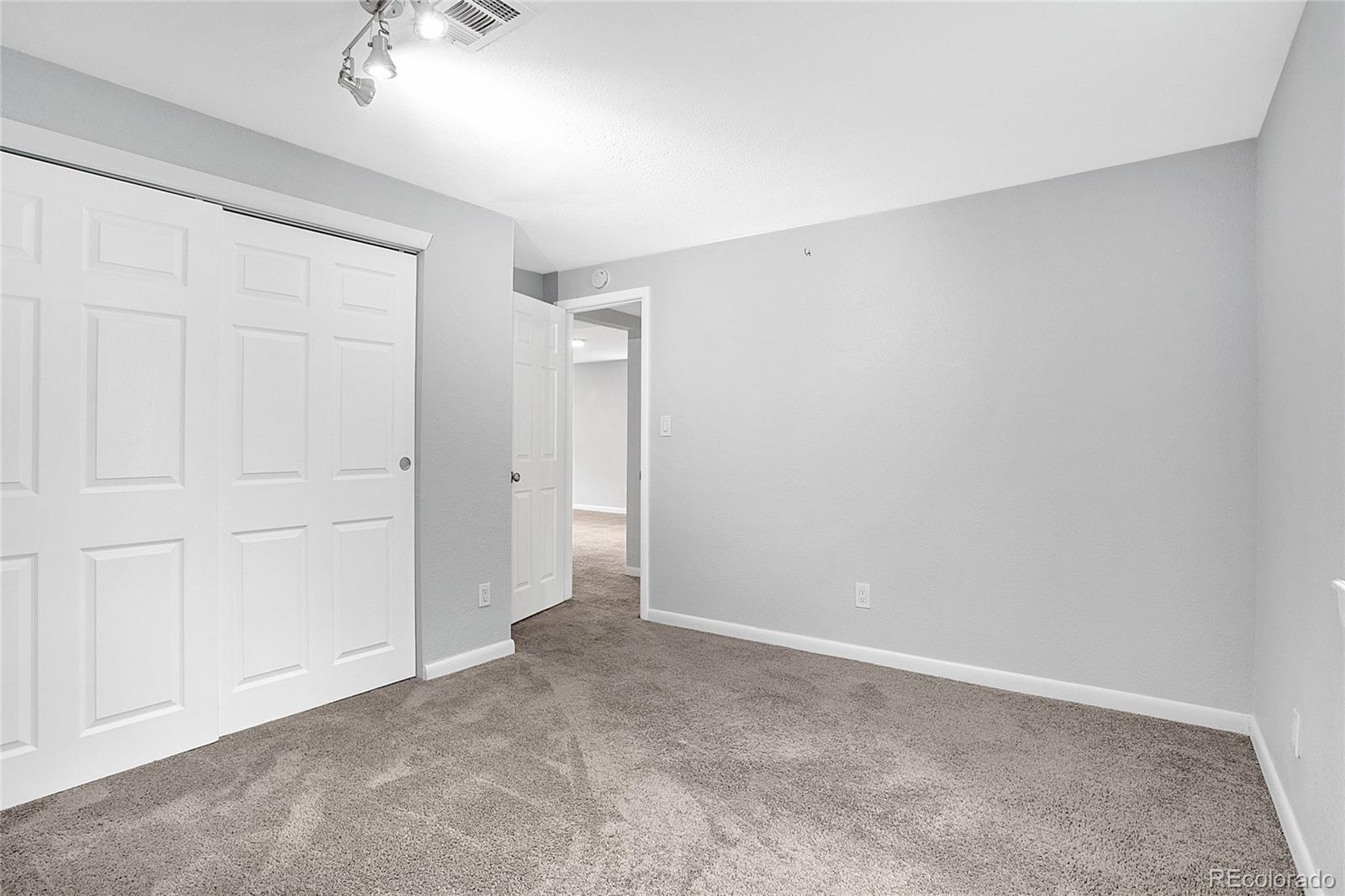 MLS Image #29 for 1030 s kearney street,denver, Colorado
