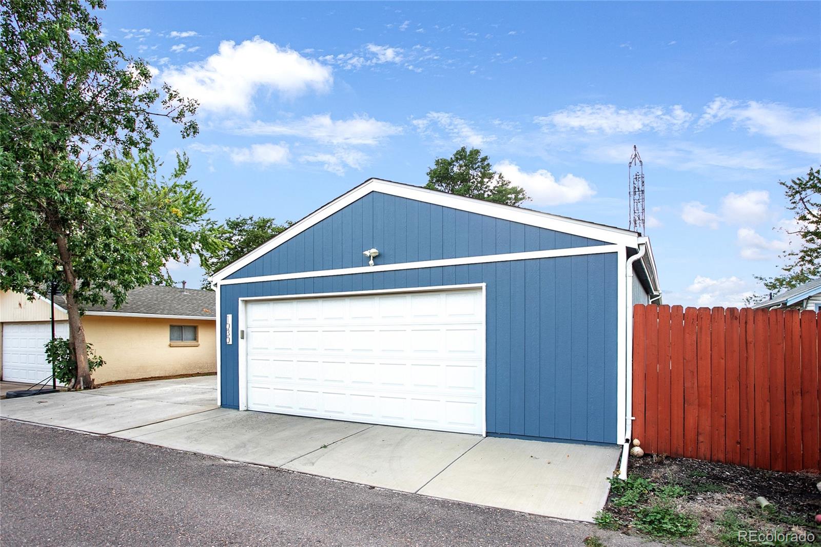 MLS Image #4 for 1030 s kearney street,denver, Colorado