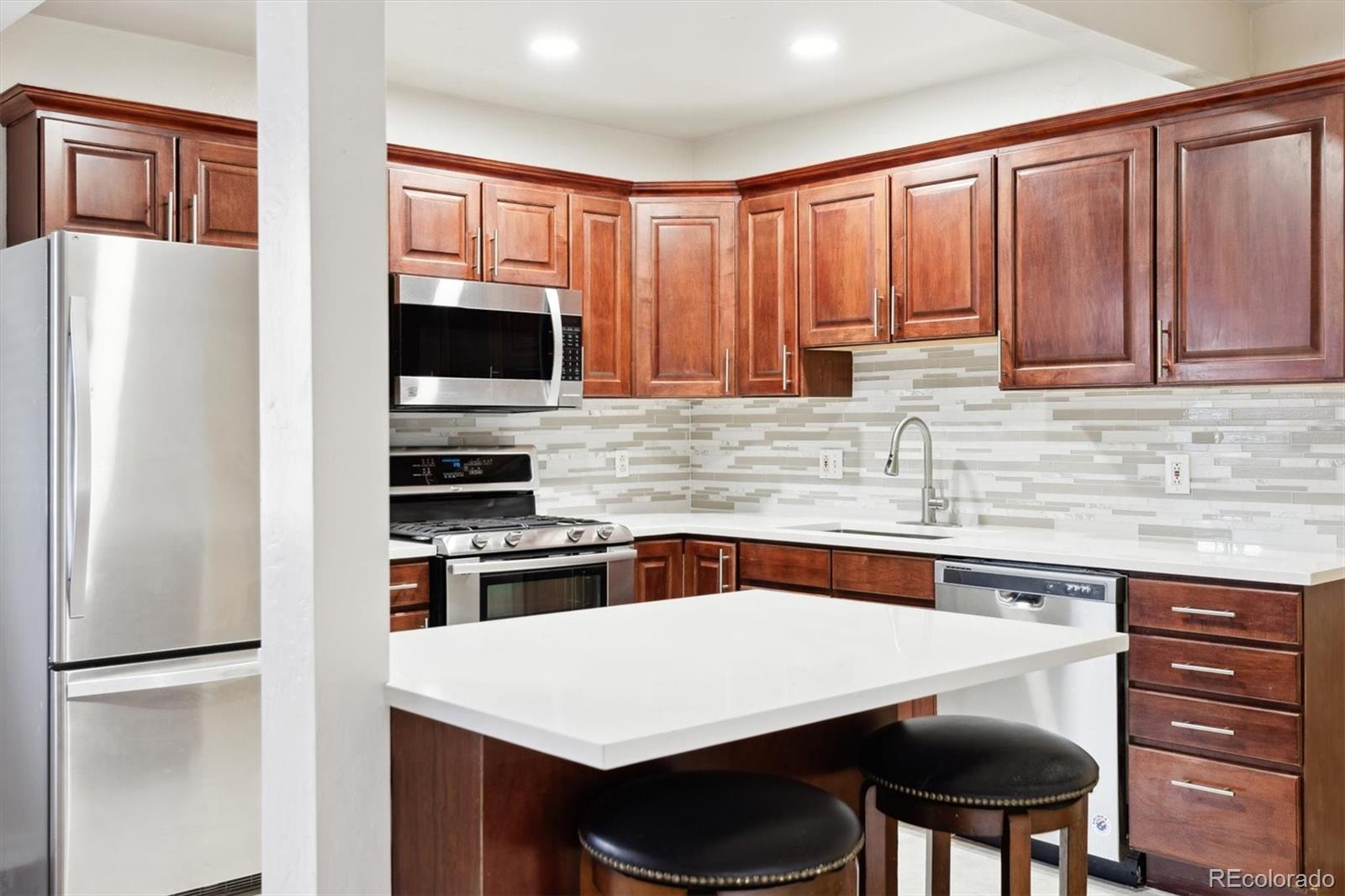 MLS Image #1 for 1101  bellaire street 108,denver, Colorado