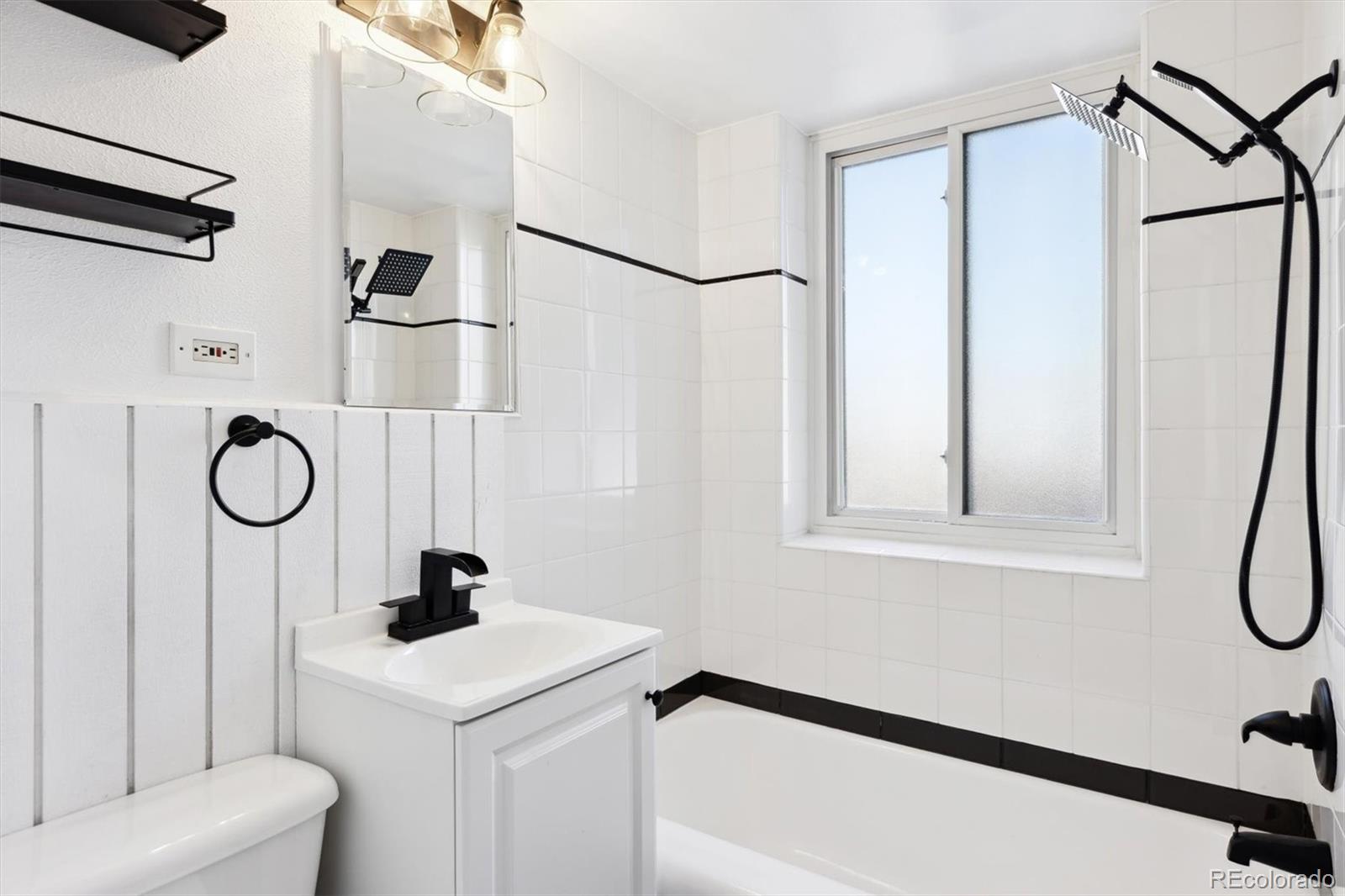 MLS Image #9 for 1101  bellaire street 108,denver, Colorado