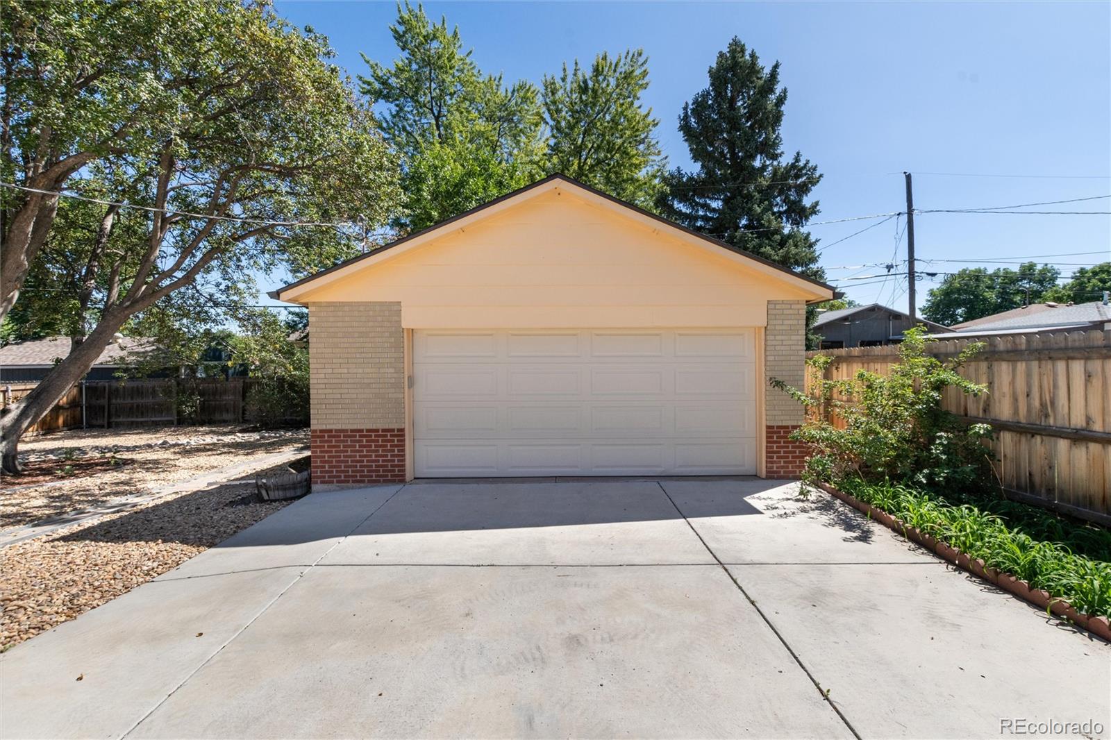 MLS Image #32 for 2536 s winona court,denver, Colorado