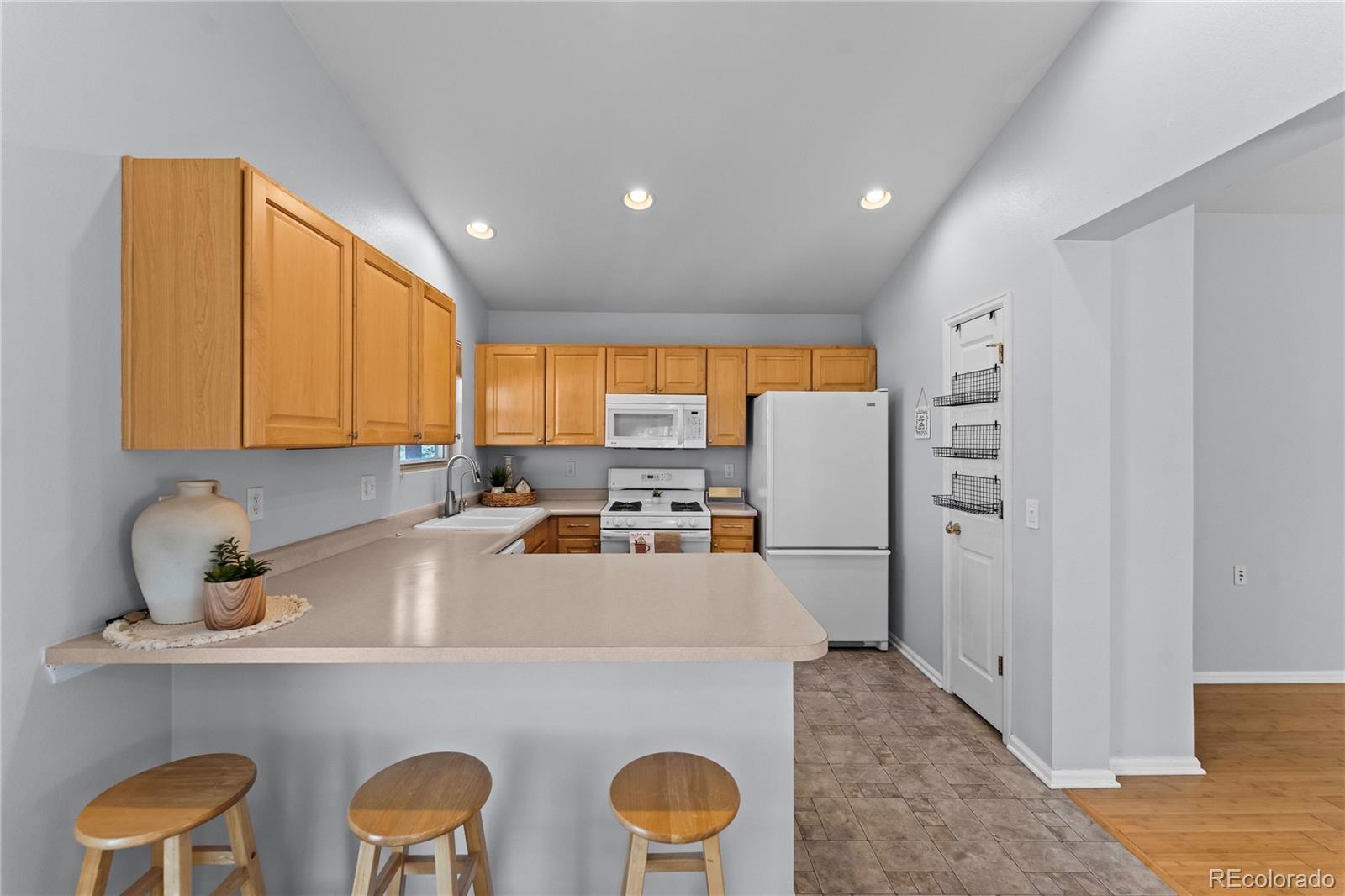 MLS Image #10 for 2338  jeanette way,colorado springs, Colorado