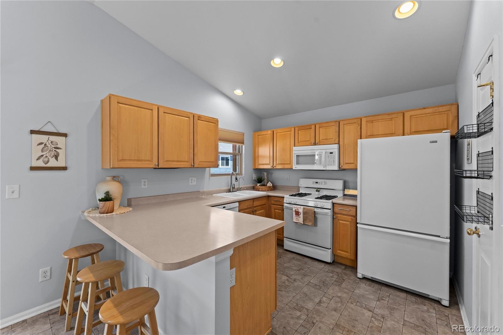 MLS Image #11 for 2338  jeanette way,colorado springs, Colorado