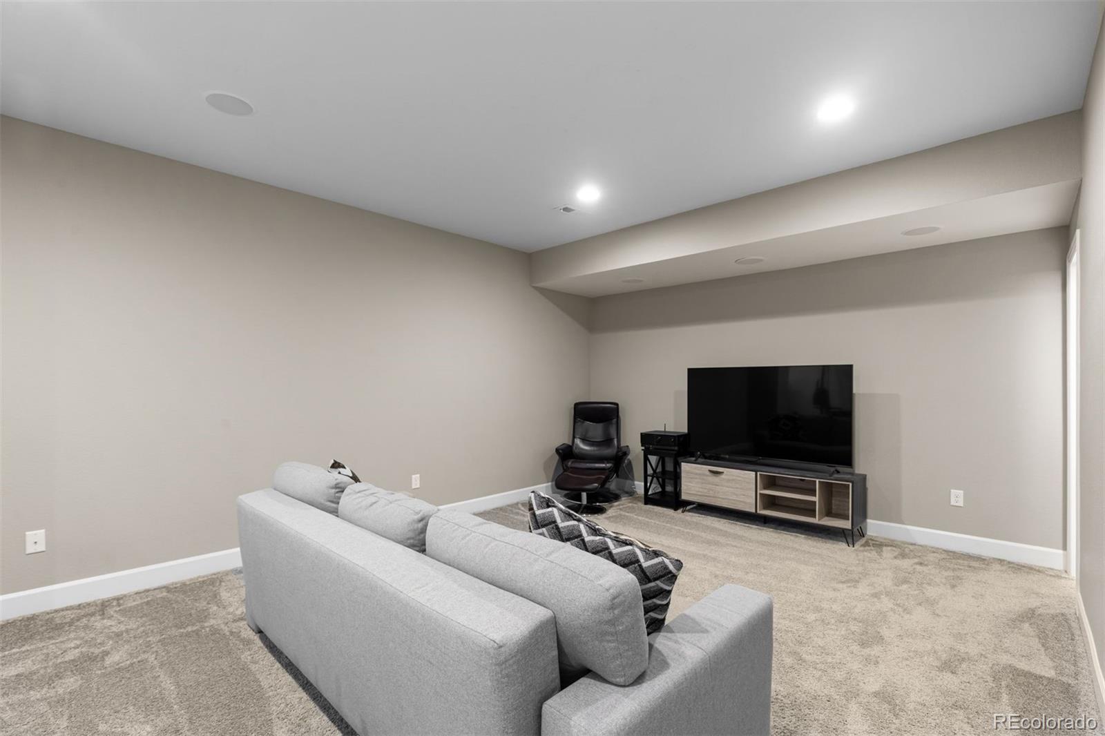 MLS Image #16 for 8480  arapahoe peak street,littleton, Colorado