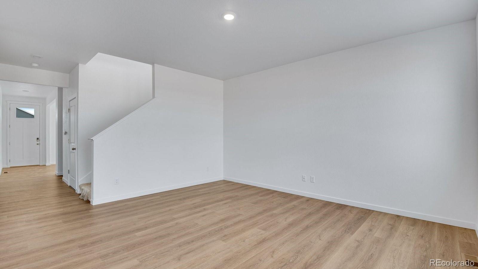 MLS Image #8 for 43112  castle stuart street,elizabeth, Colorado