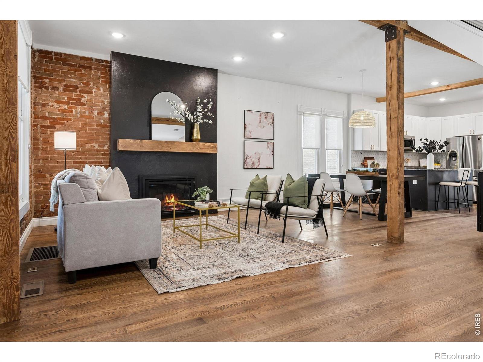 MLS Image #2 for 1004 s pennsylvania street,denver, Colorado