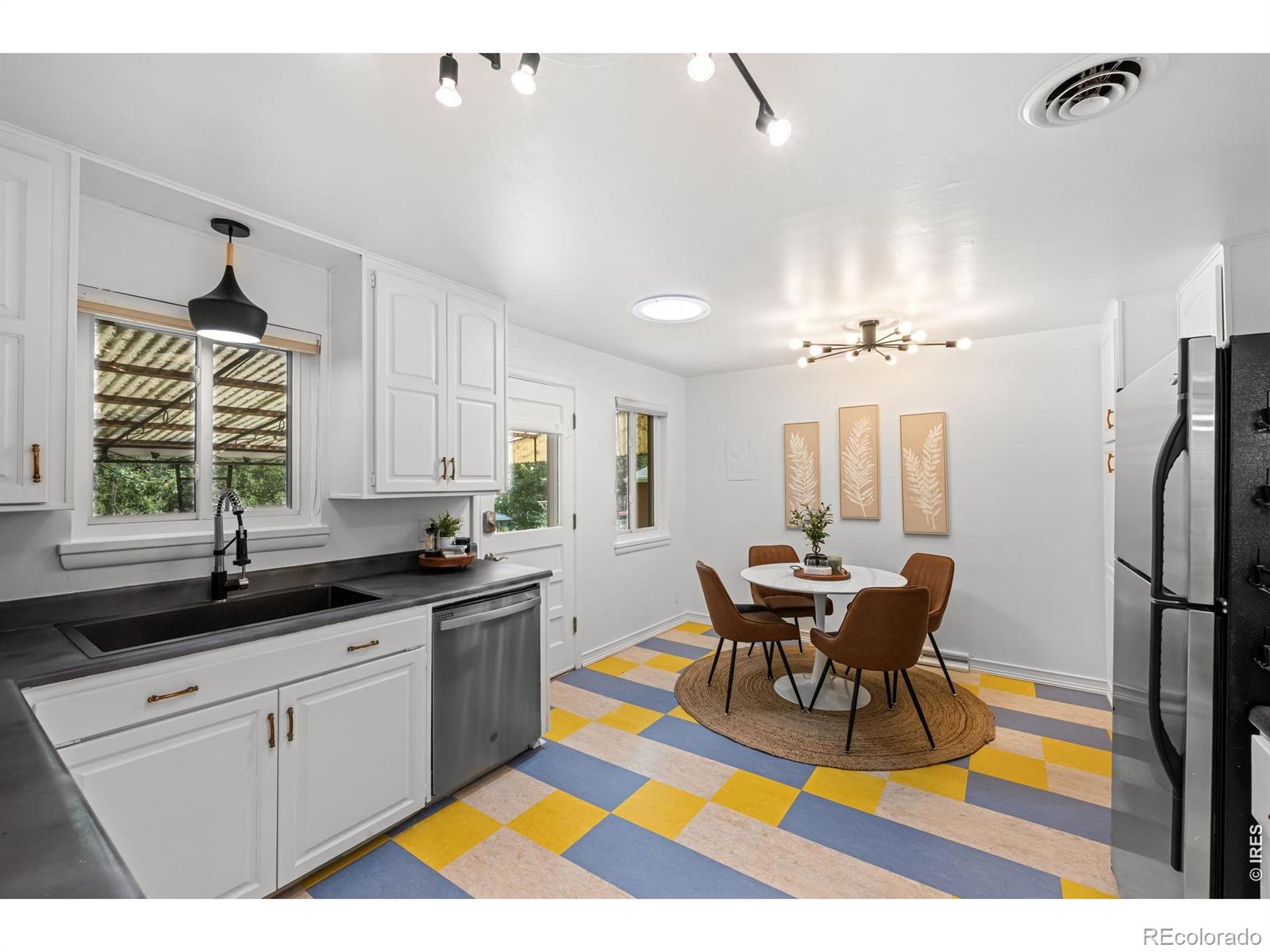 MLS Image #10 for 5681 e gunnison place,denver, Colorado