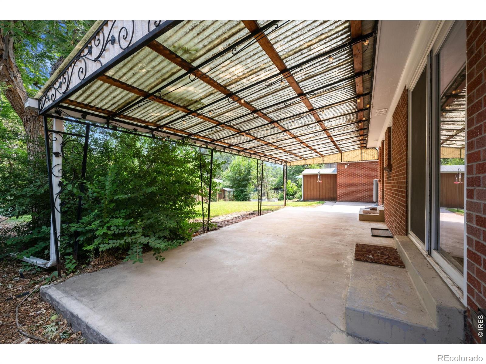 MLS Image #28 for 5681 e gunnison place,denver, Colorado